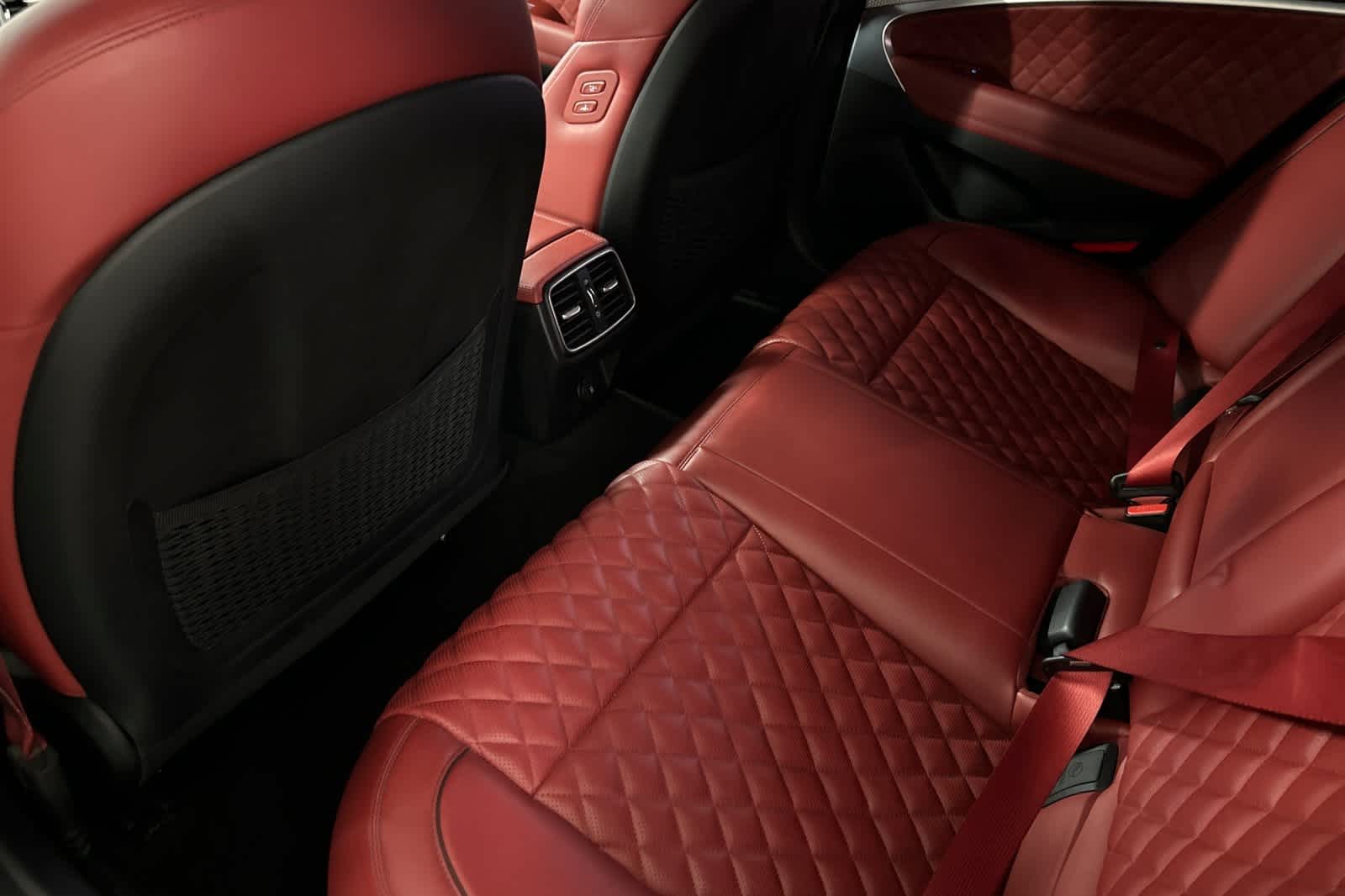 Thumbnail: 2023 Genesis G70 - 4