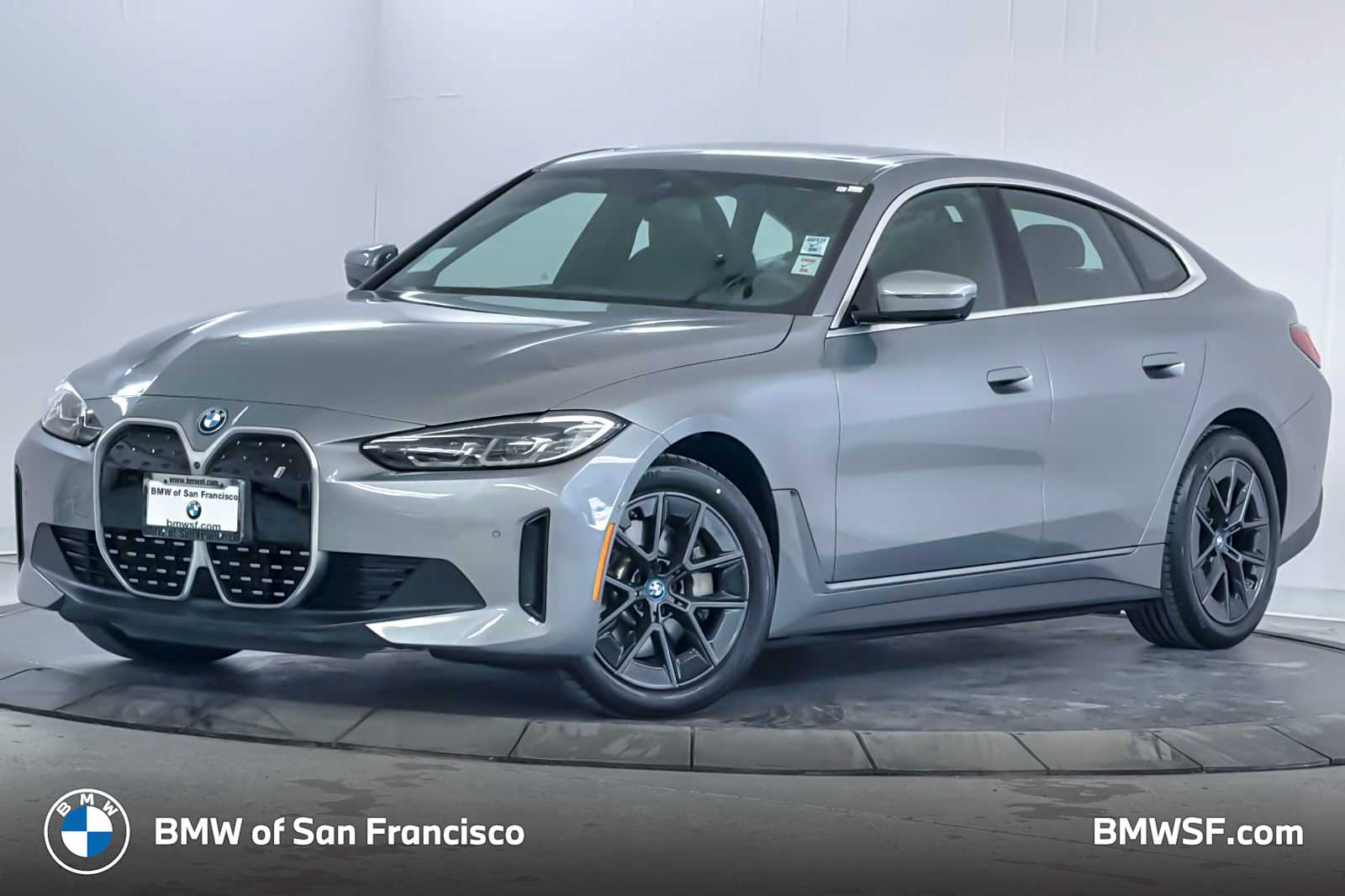 Thumbnail: 2023 BMW i4 - 1