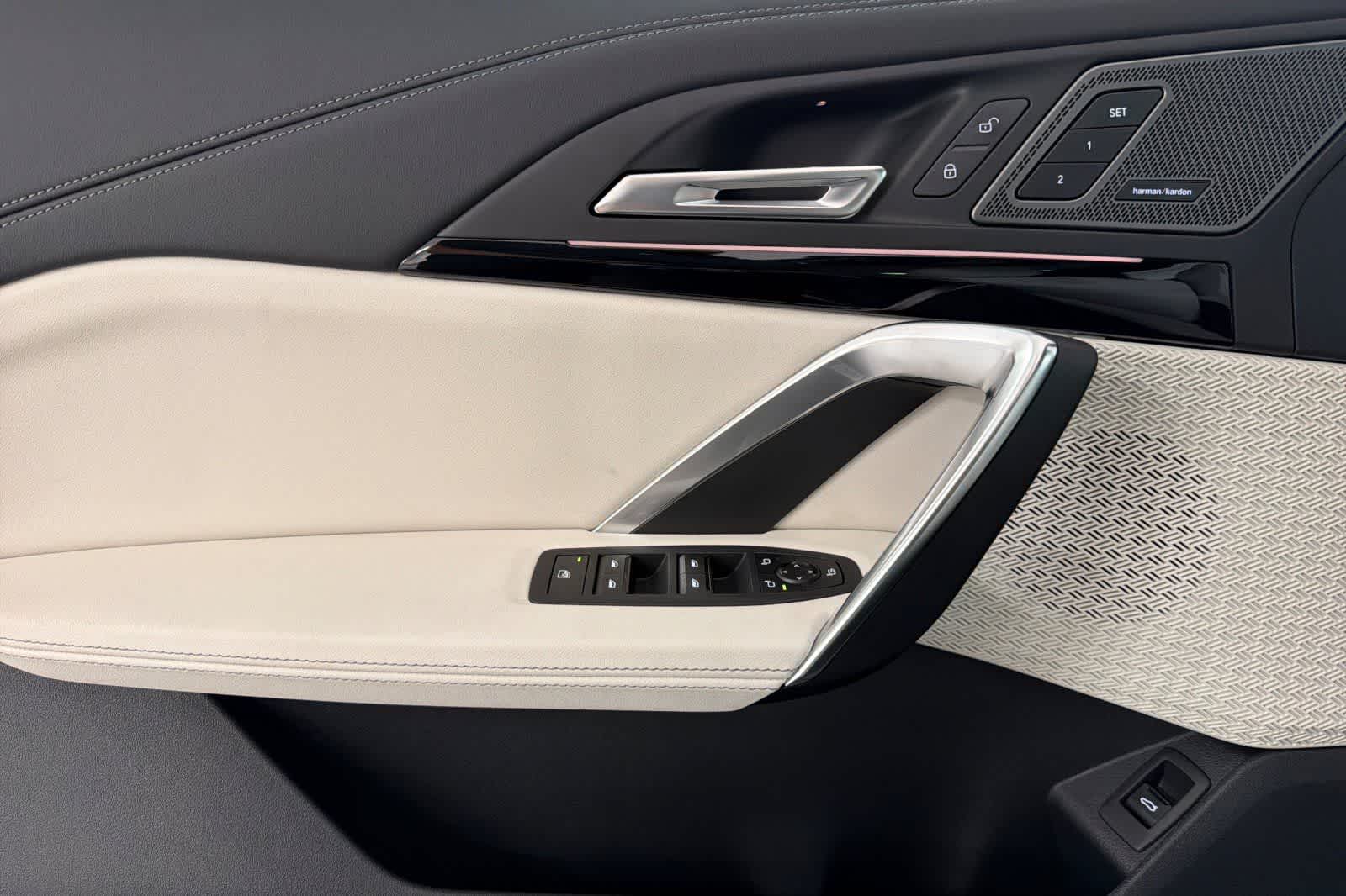 Thumbnail: 2026 BMW X1 - 12