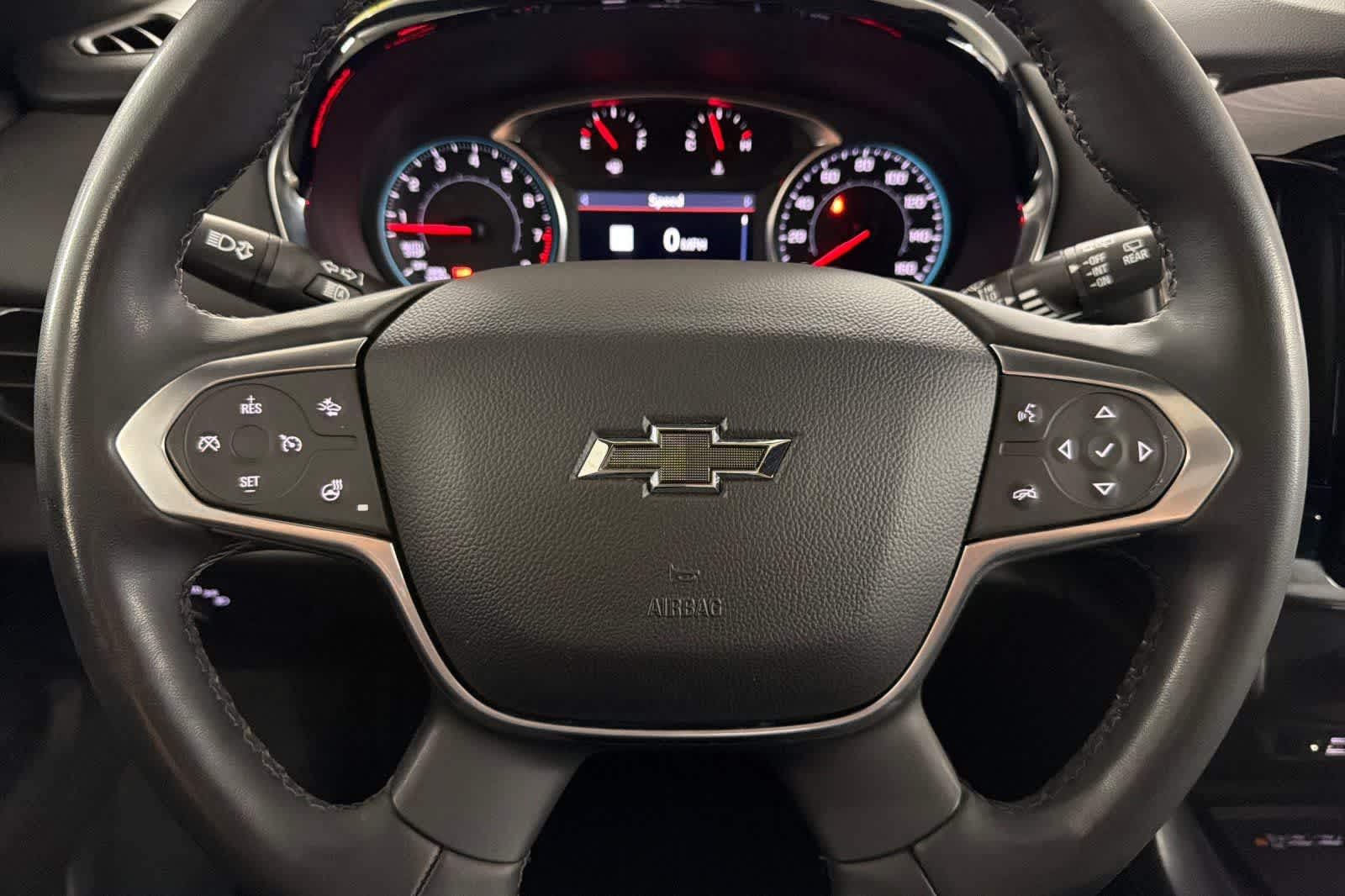 Thumbnail: 2023 Chevrolet Traverse - 24