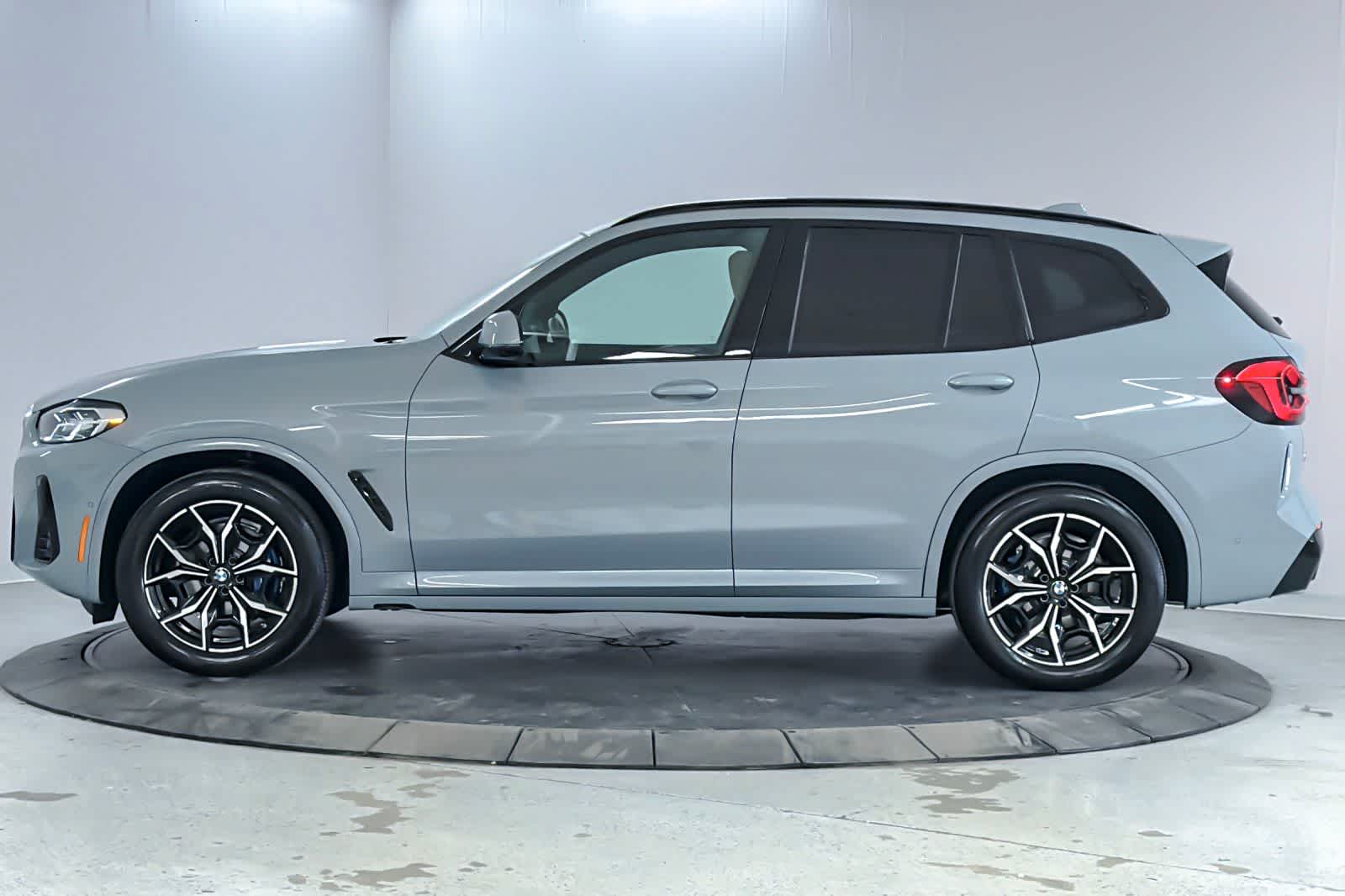 Thumbnail: 2023 BMW X3 - 5