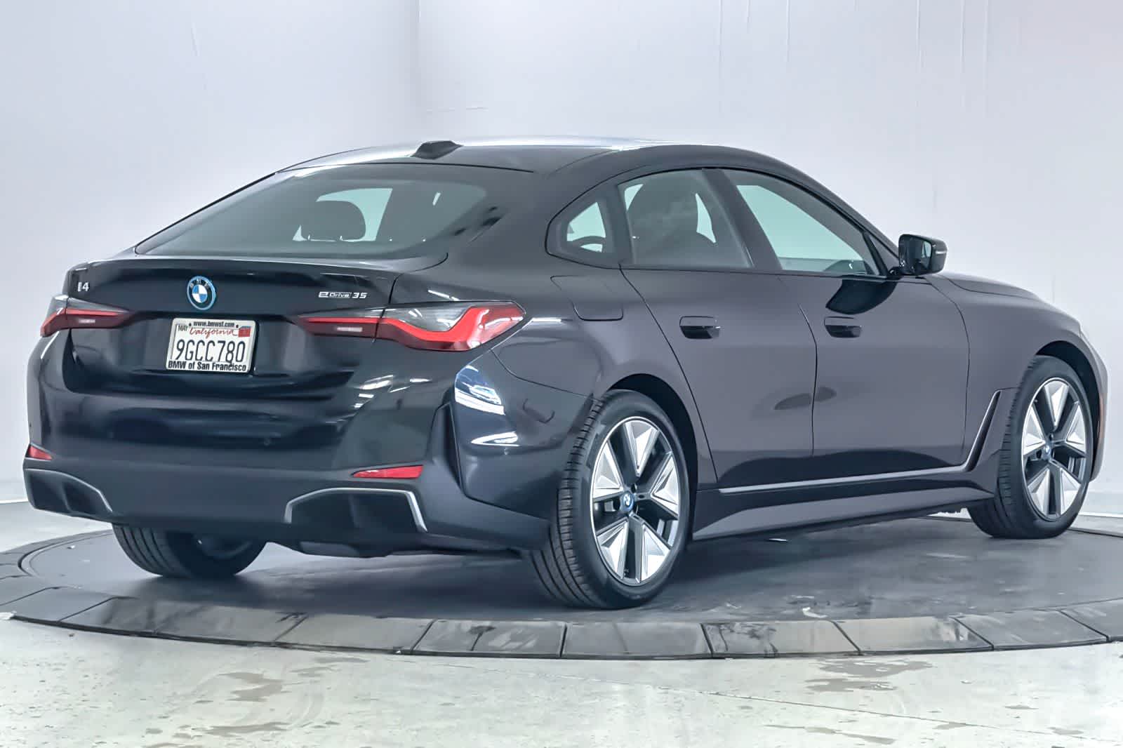Thumbnail: 2023 BMW i4 - 2