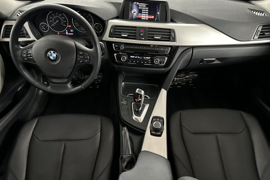 Used 2016 BMW 3 Series 320i Sedan