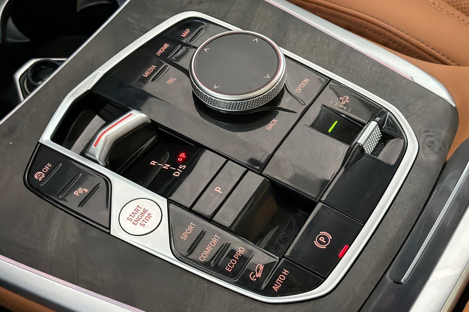 Thumbnail: 2026 BMW X7 - 22