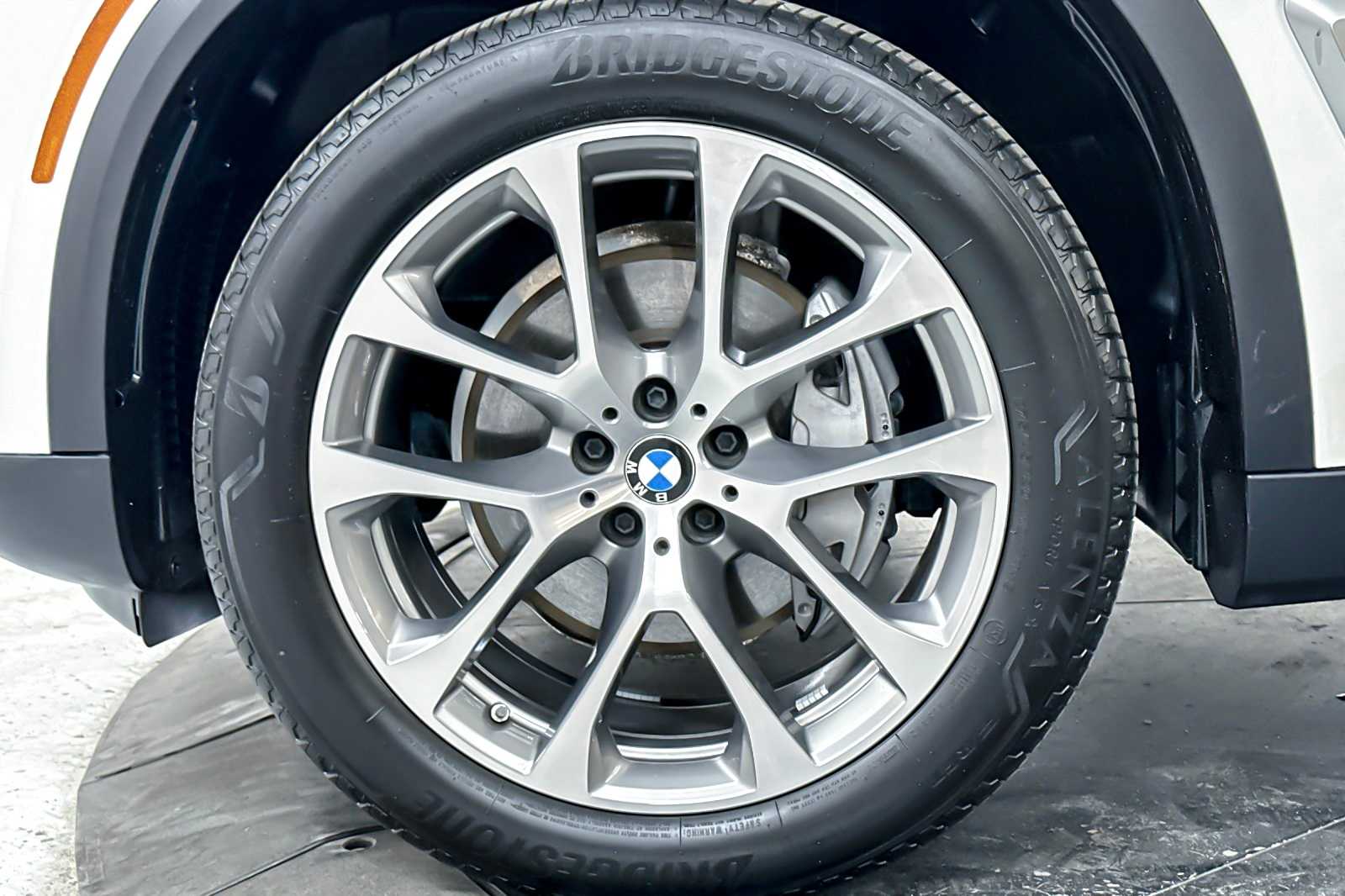 Thumbnail: 2024 BMW X5 - 27