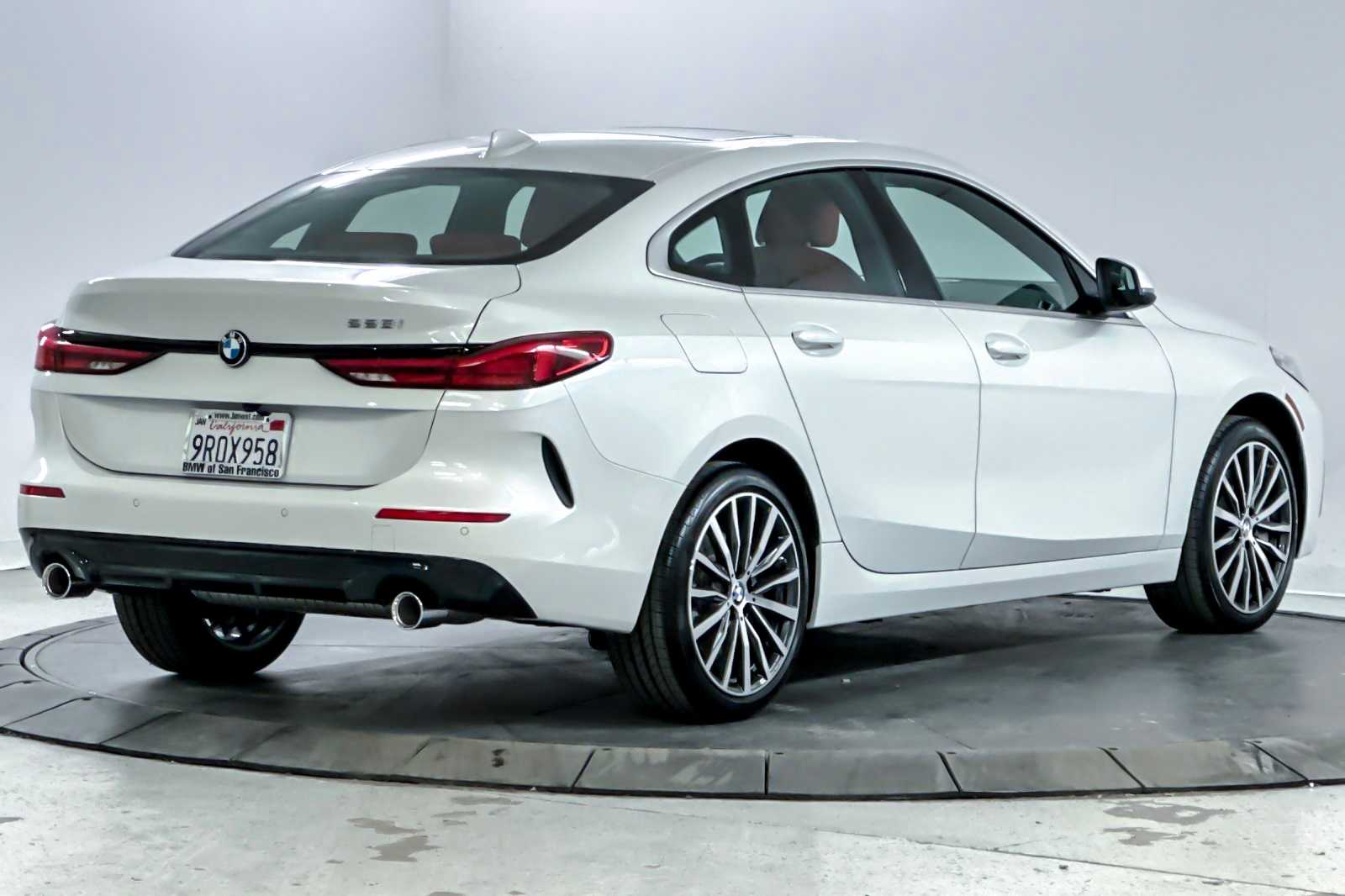 Thumbnail: 2024 BMW 2 Series - 2