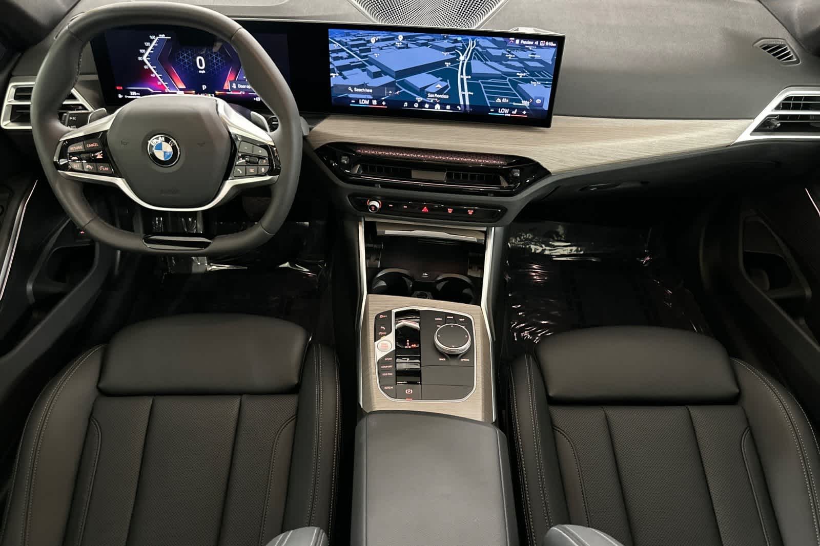 Thumbnail: 2025 BMW 3 Series - 3