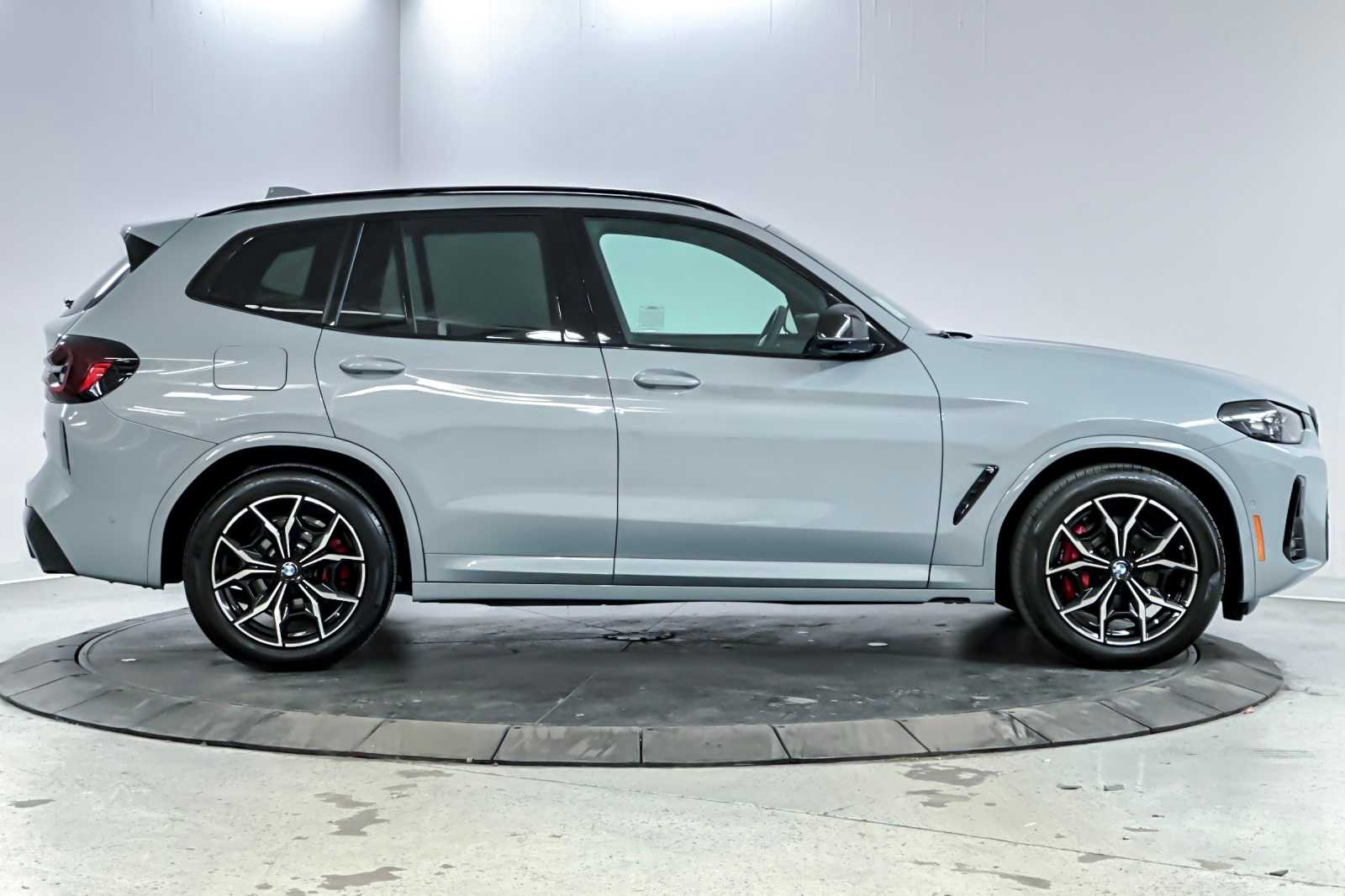 Thumbnail: 2024 BMW X3 - 8
