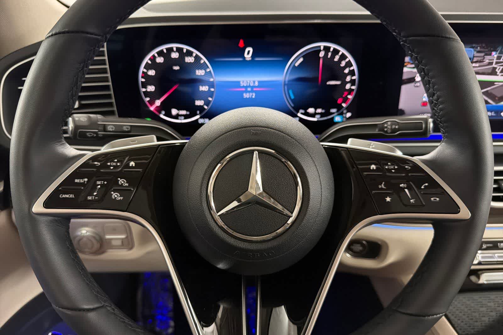Thumbnail: 2026 Mercedes-Benz GLE - 24