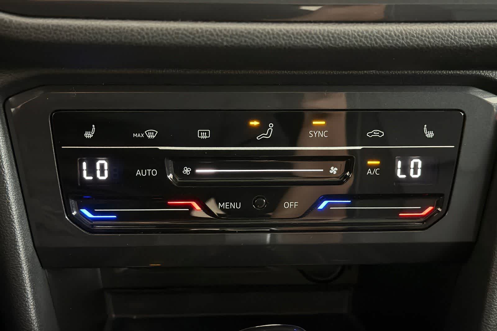 Thumbnail: 2024 Volkswagen Tiguan - 20