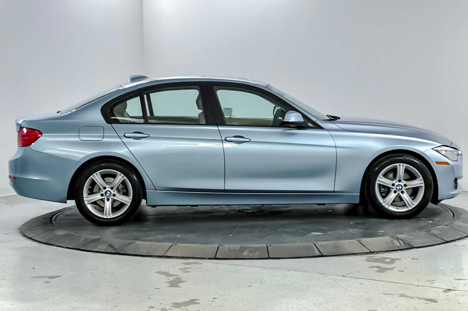 Thumbnail: 2014 BMW 3 Series - 8