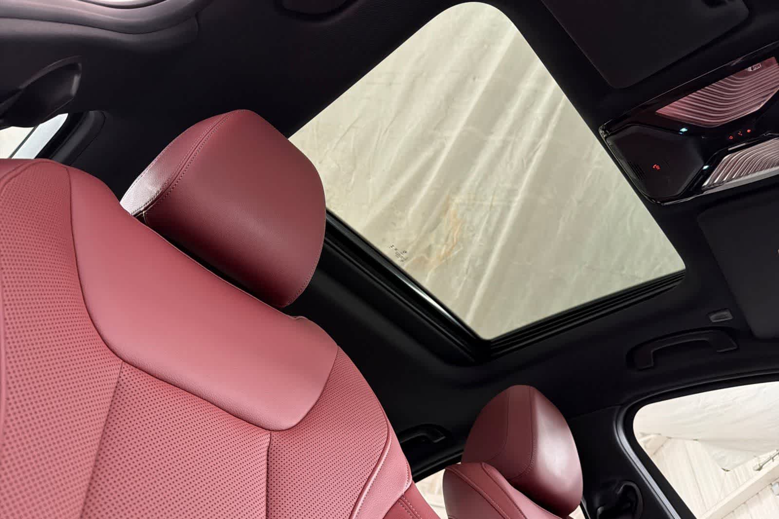 Thumbnail: 2023 BMW 3 Series - 16