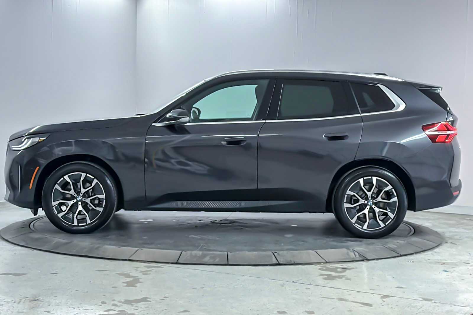 Thumbnail: 2025 BMW X3 - 5