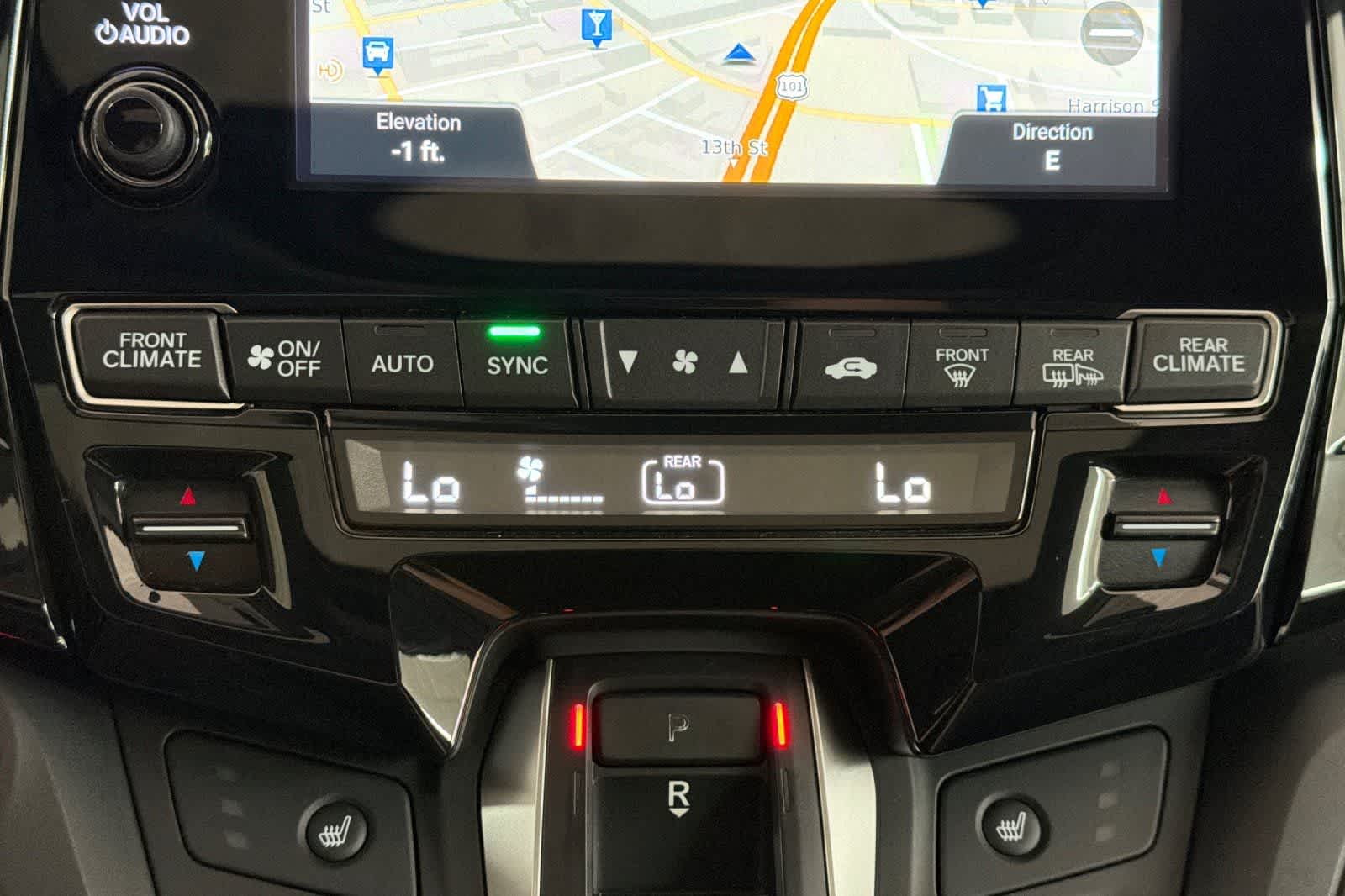 Thumbnail: 2018 Honda Odyssey - 21