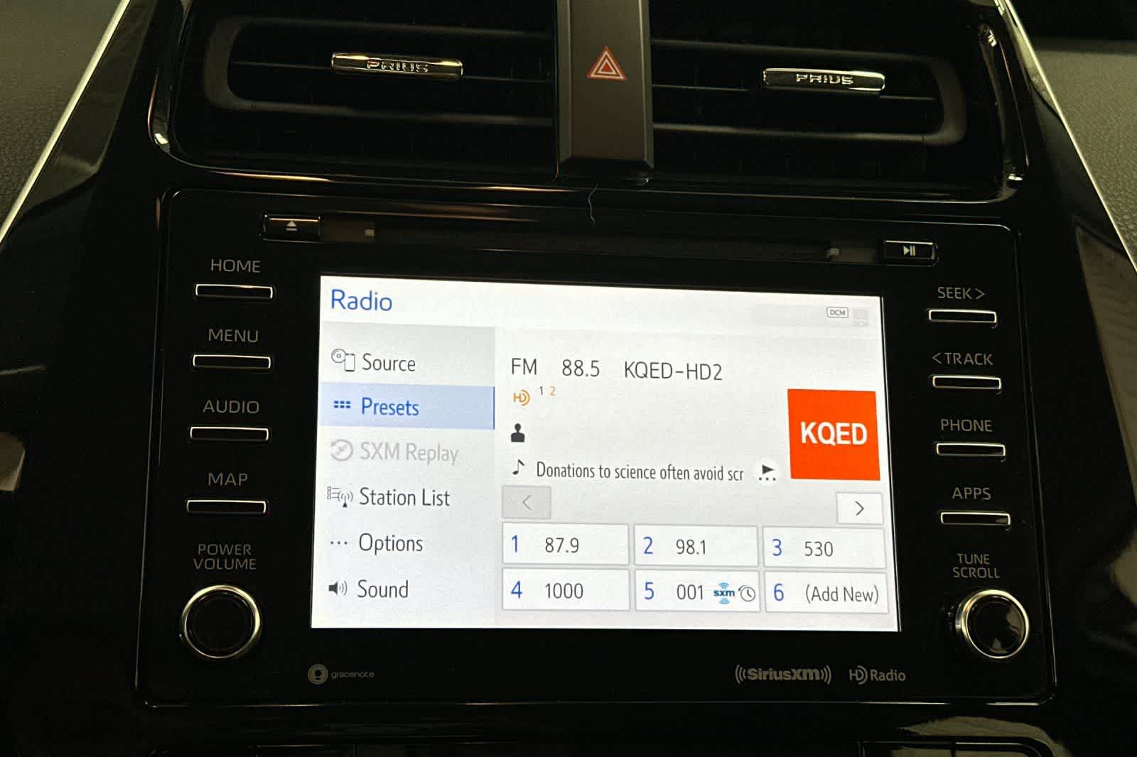 Thumbnail: 2020 Toyota Prius Prime - 18