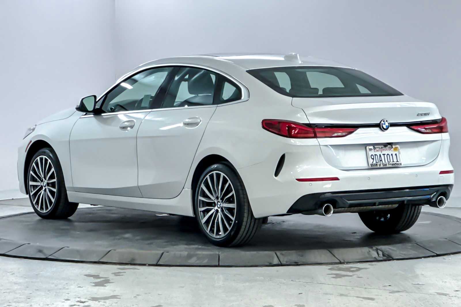 Thumbnail: 2023 BMW 2 Series - 6