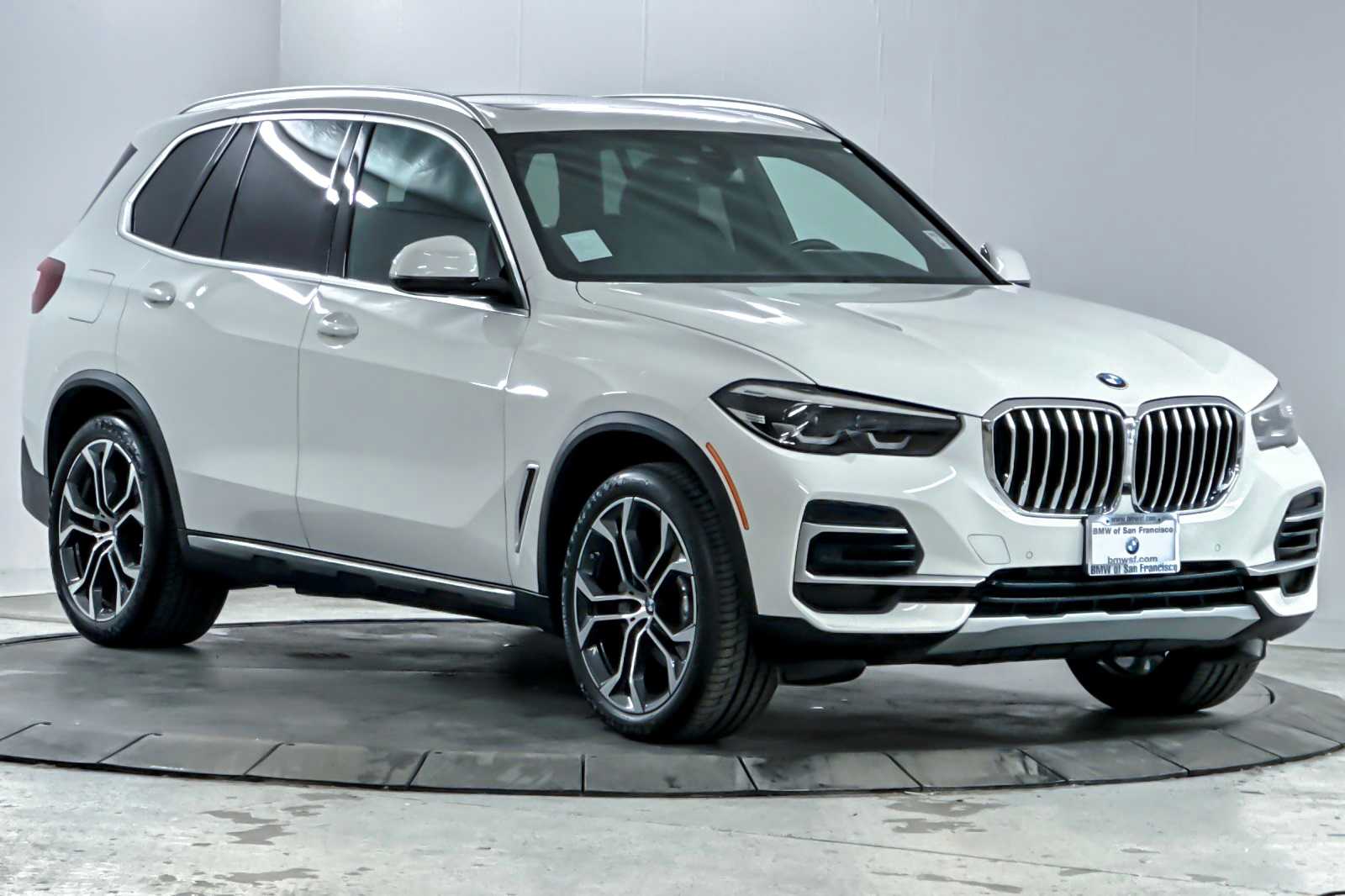 Thumbnail: 2023 BMW X5 - 9