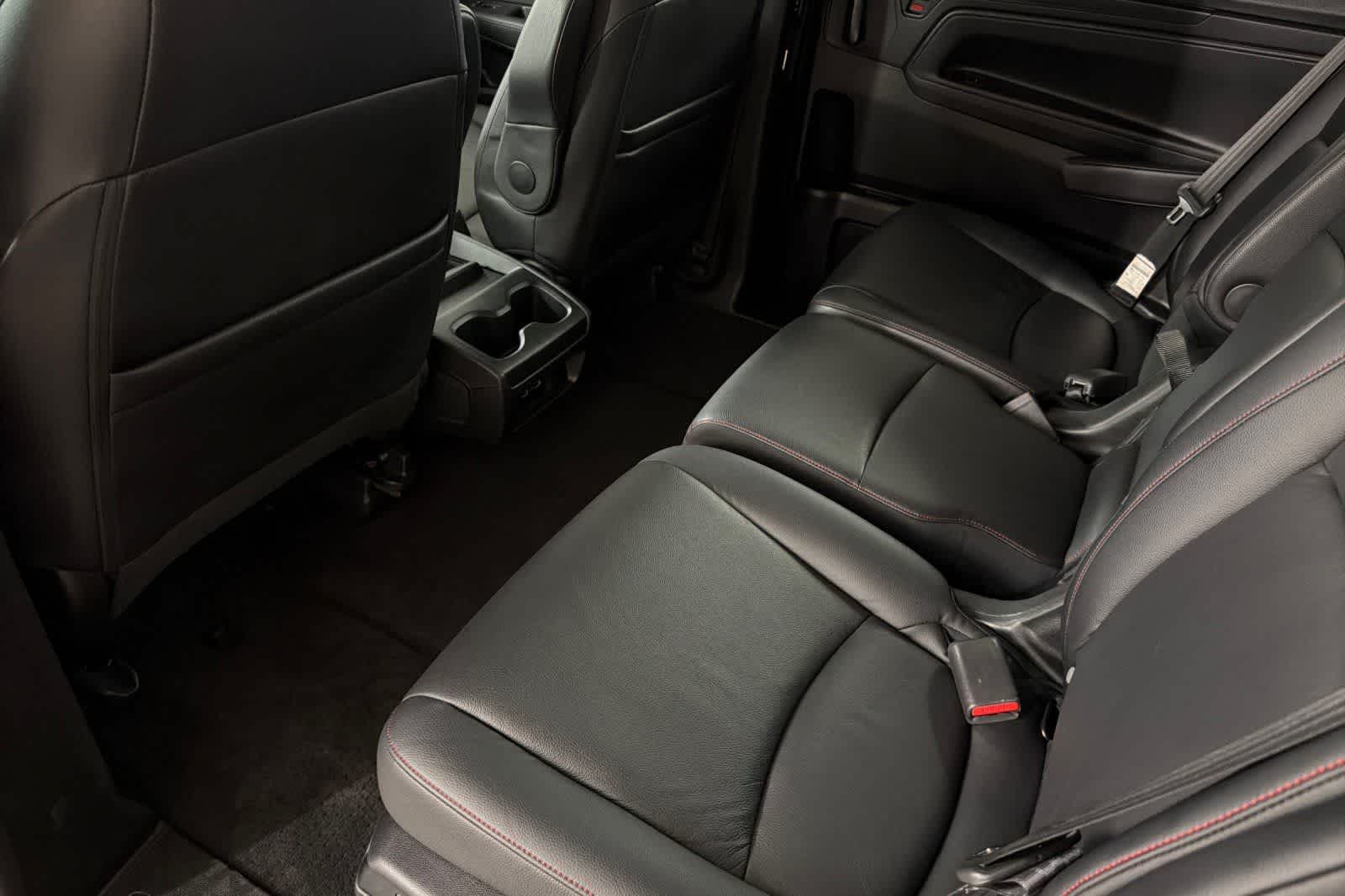 Thumbnail: 2023 Honda Odyssey - 4