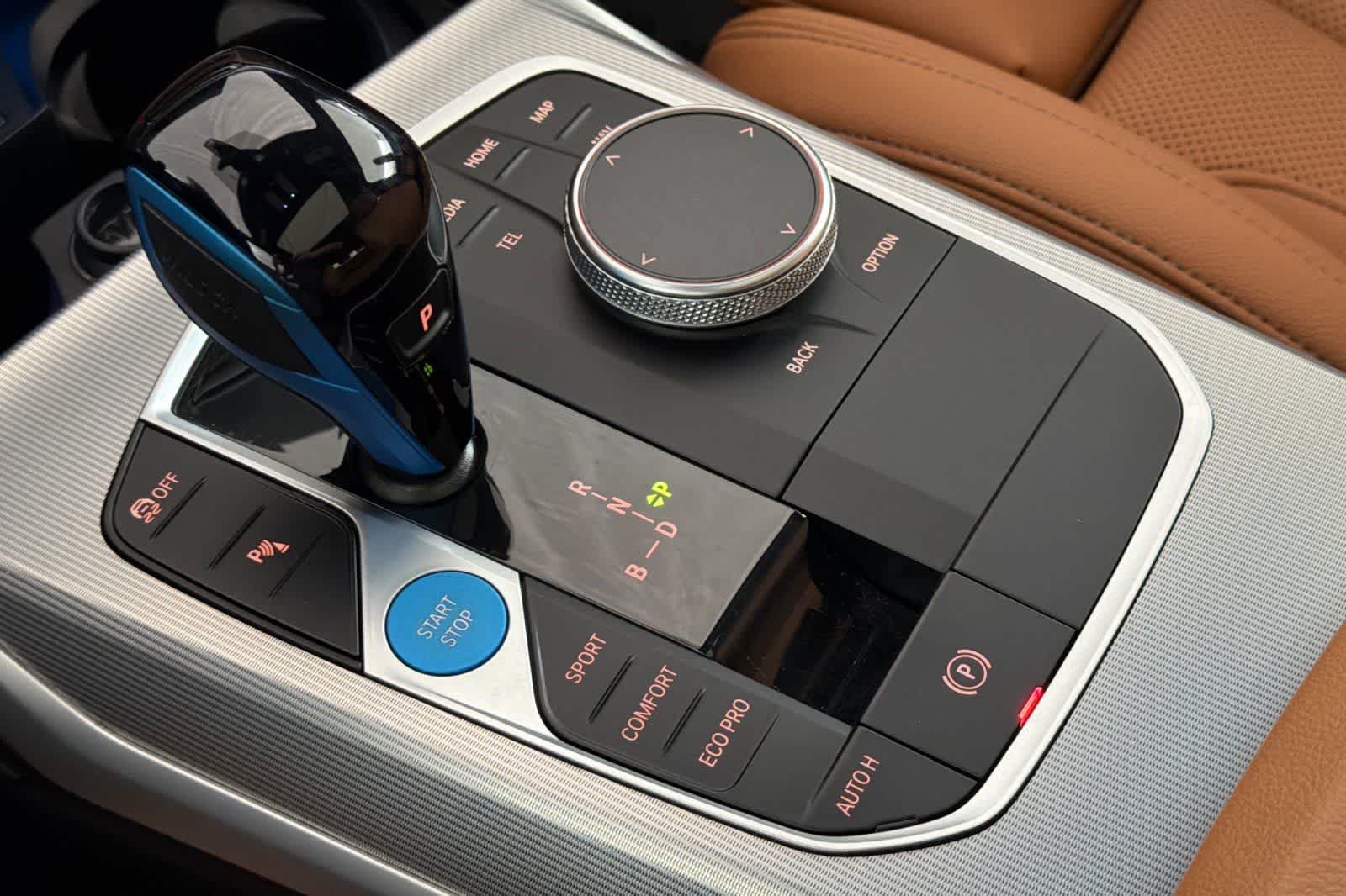 Thumbnail: 2023 BMW i4 - 21