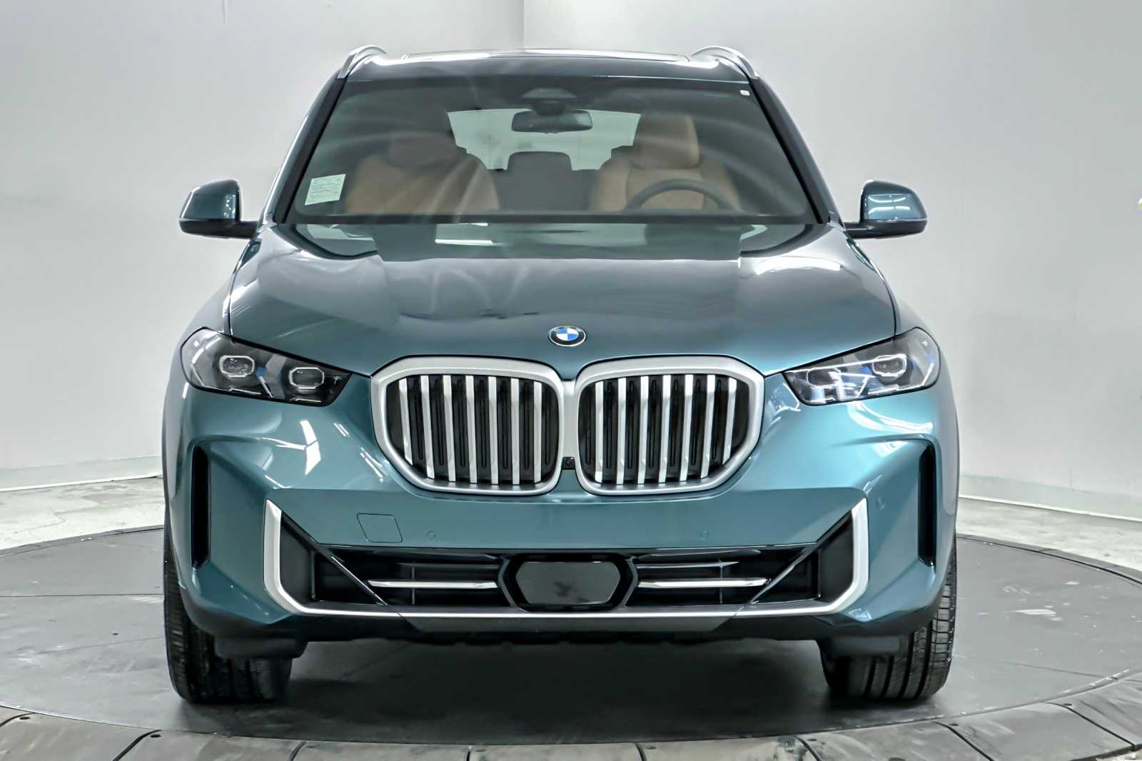 Thumbnail: 2026 BMW X5 - 10
