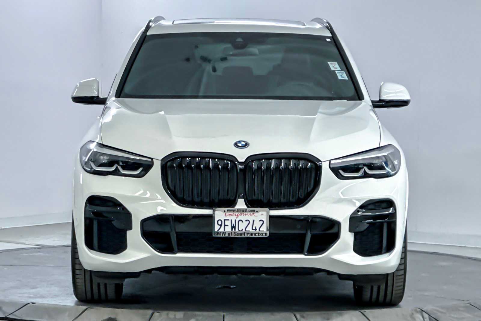 Thumbnail: 2023 BMW X5 - 10