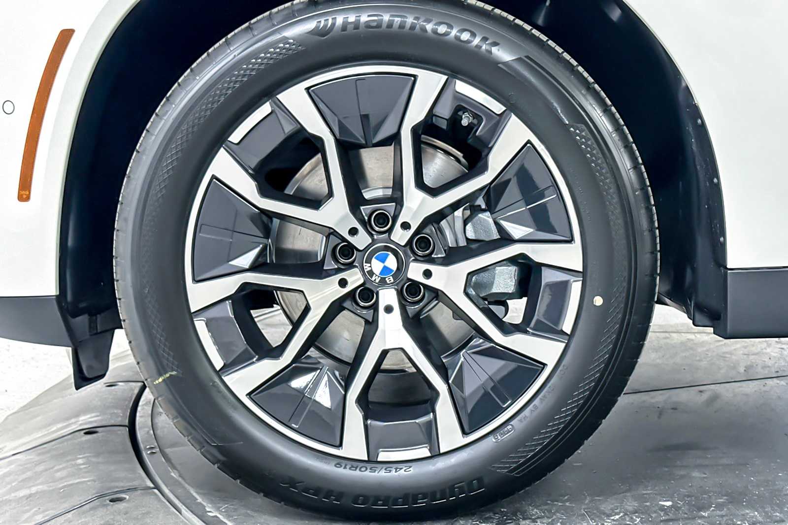 Thumbnail: 2026 BMW X3 - 25