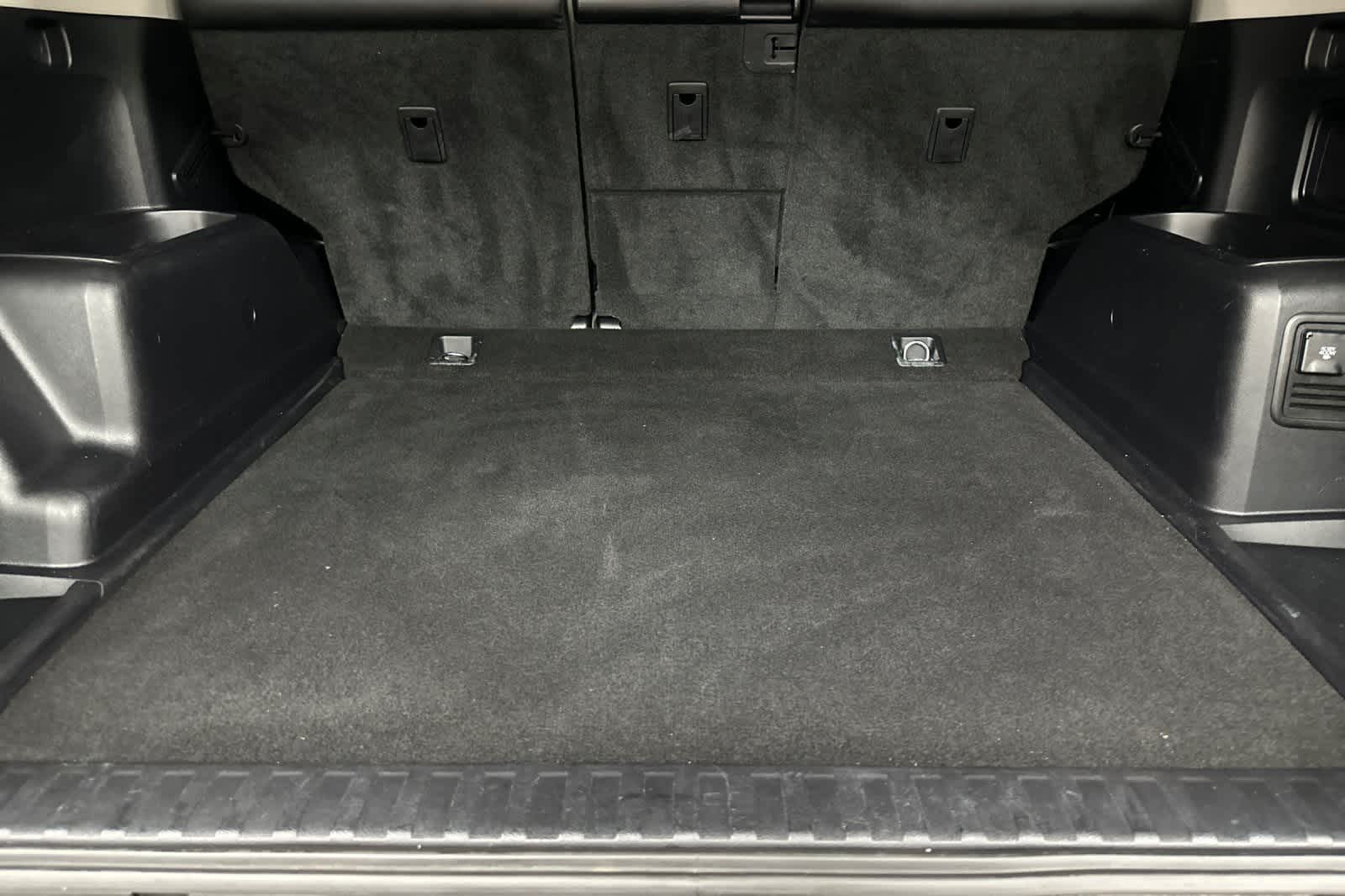 Thumbnail: 2020 Toyota 4Runner - 15