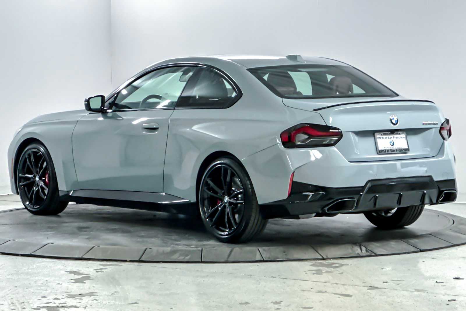 Thumbnail: 2024 BMW 2 Series - 6