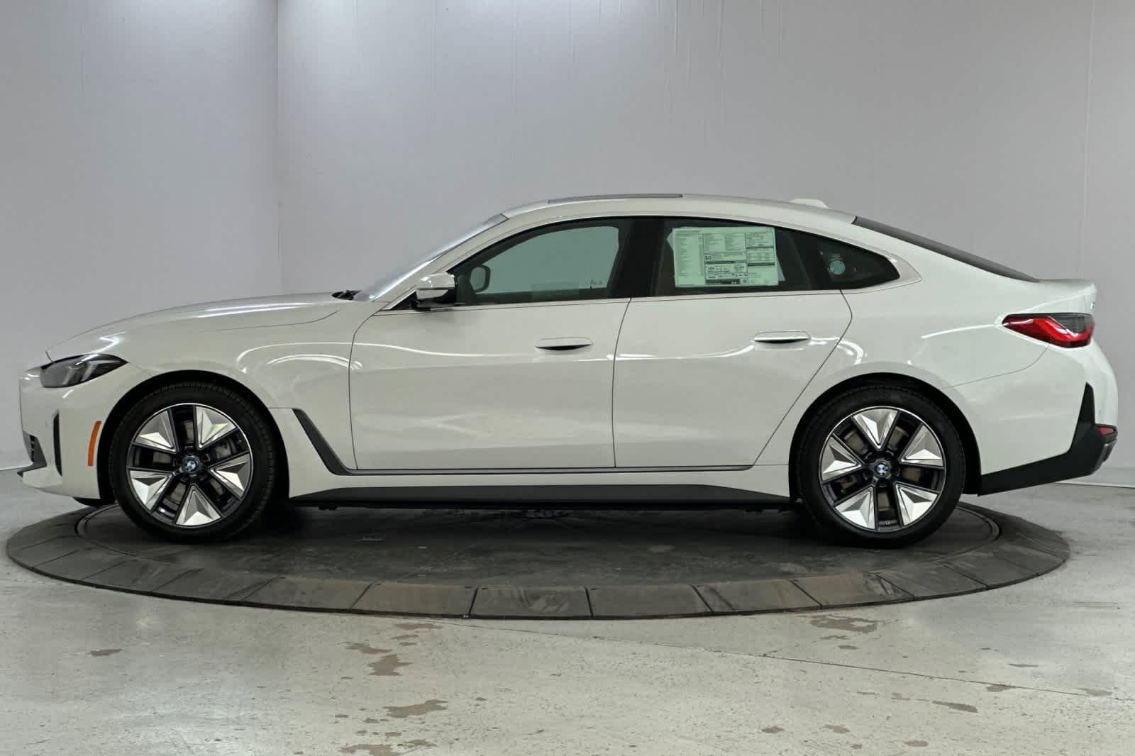 2025 BMW i4 eDrive40 5