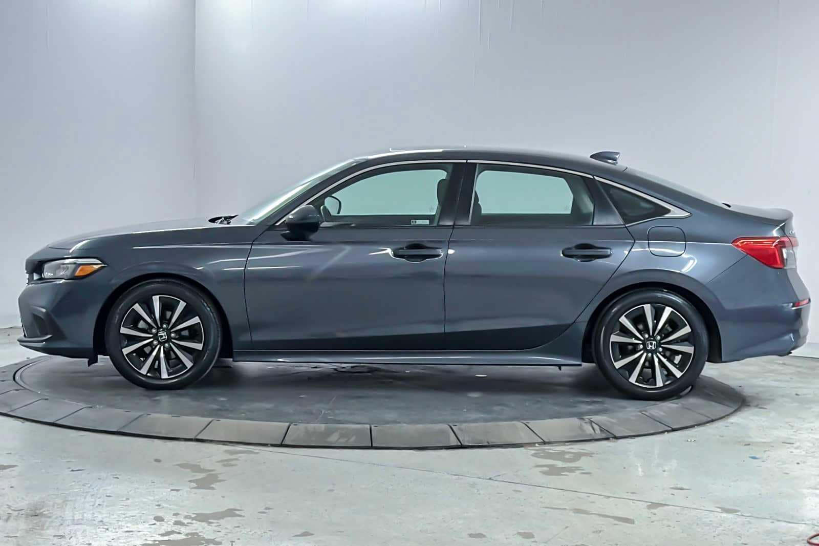 Thumbnail: 2023 Honda Civic - 5