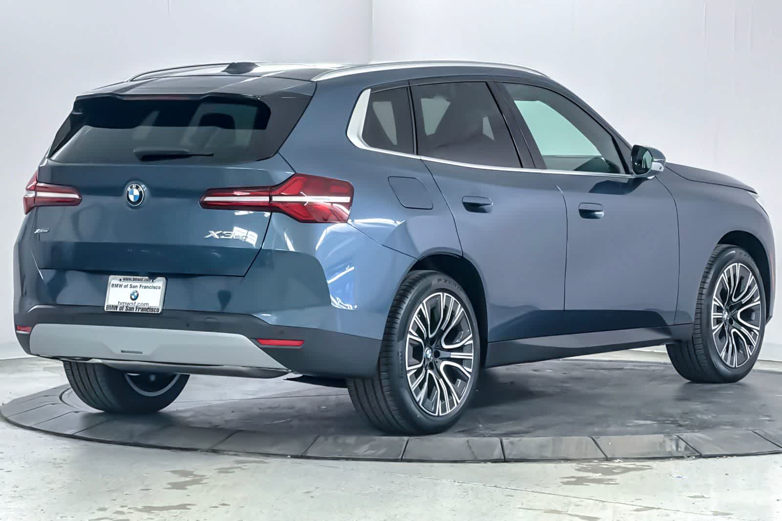 Thumbnail: 2026 BMW X3 - 2