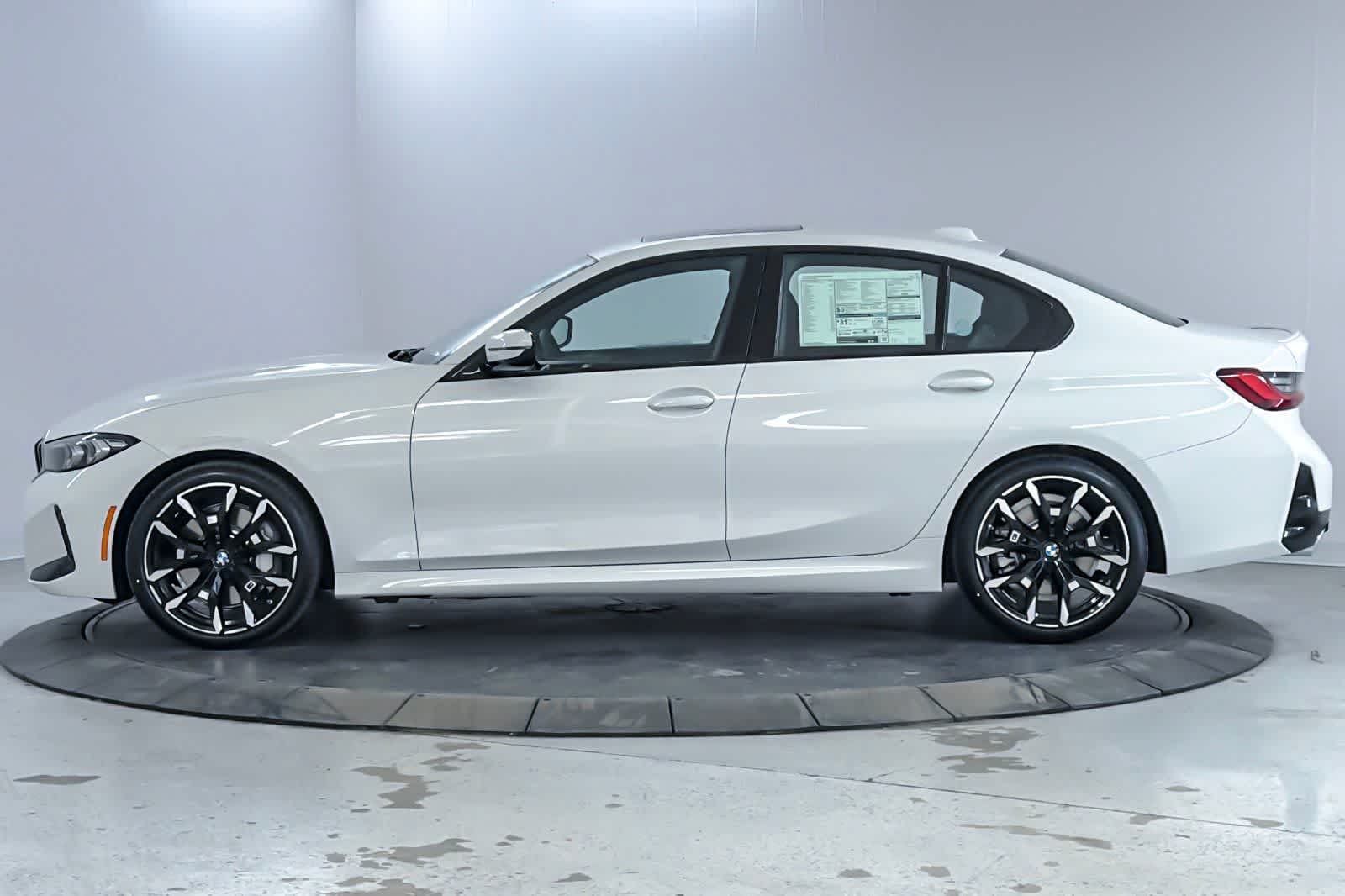 Thumbnail: 2026 BMW 3 Series - 5
