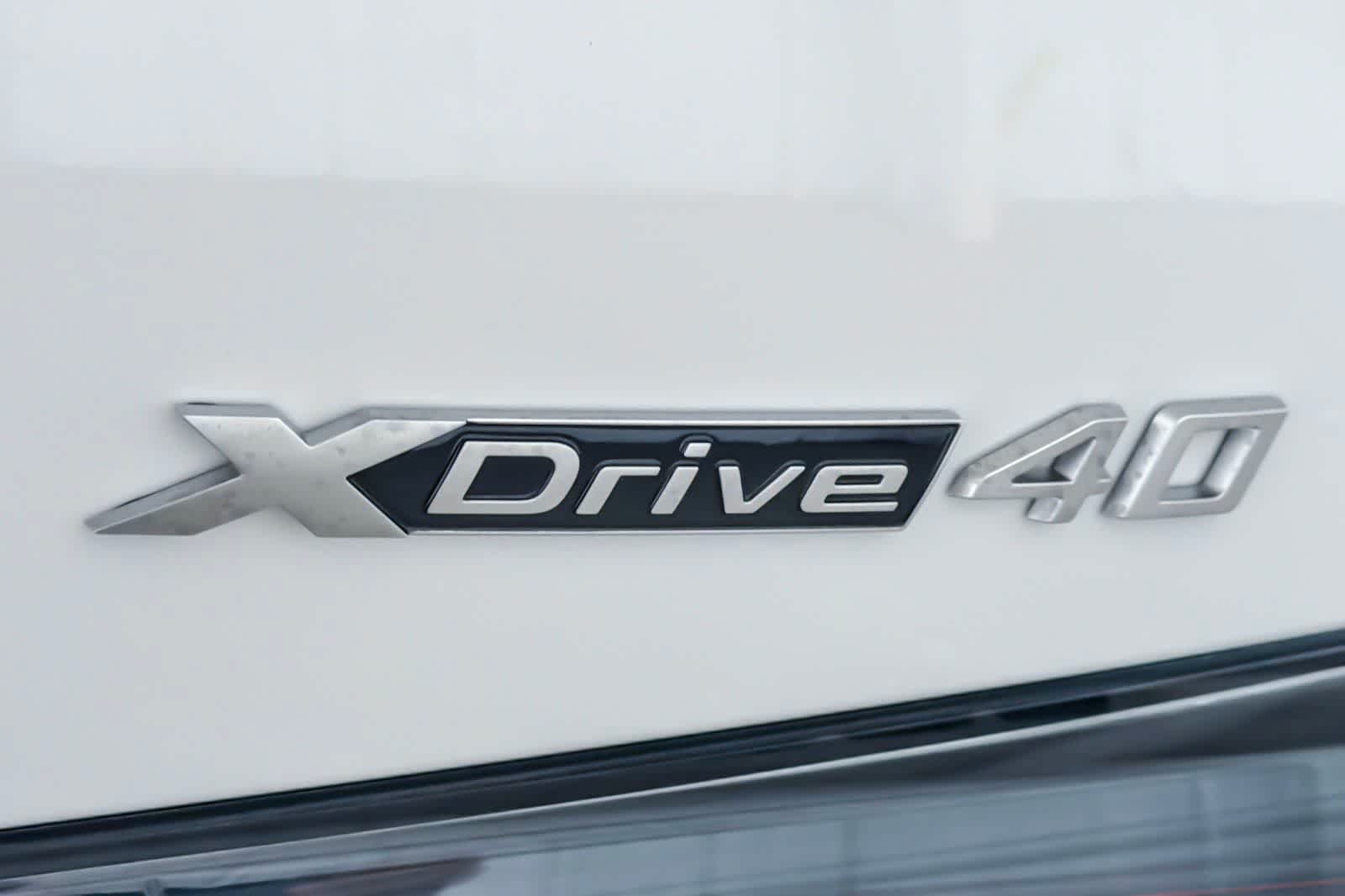 Thumbnail: 2026 BMW i4 - 25