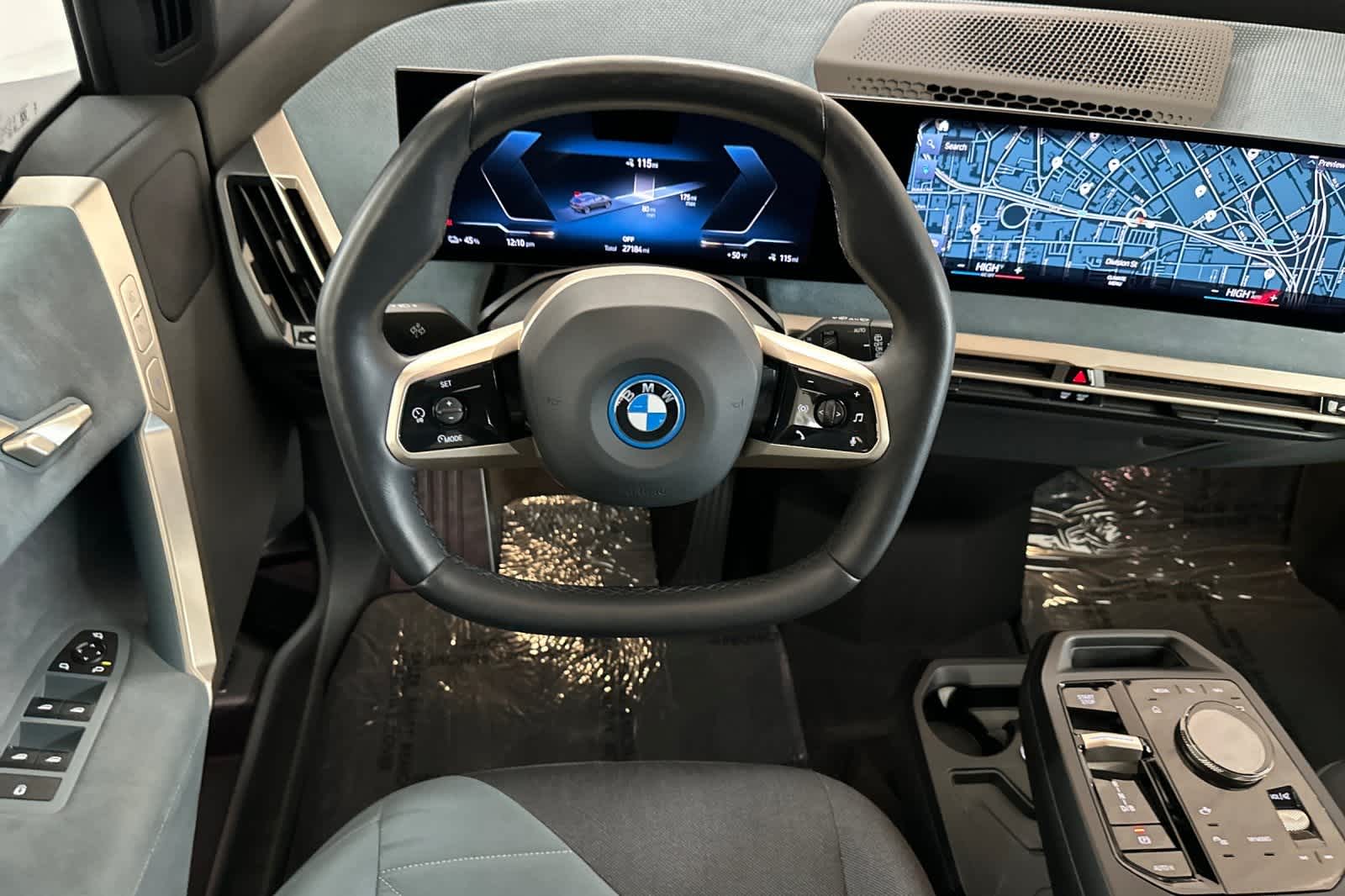 Thumbnail: 2023 BMW iX - 14