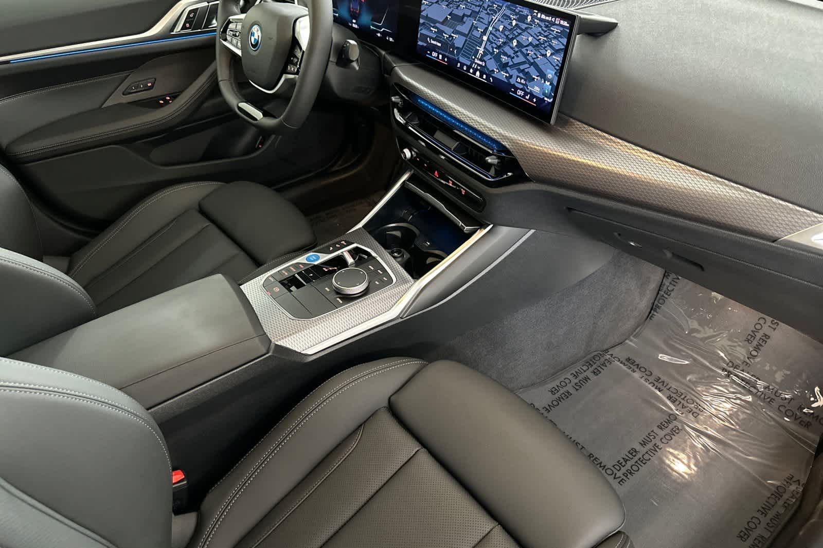 Thumbnail: 2025 BMW i4 - 15