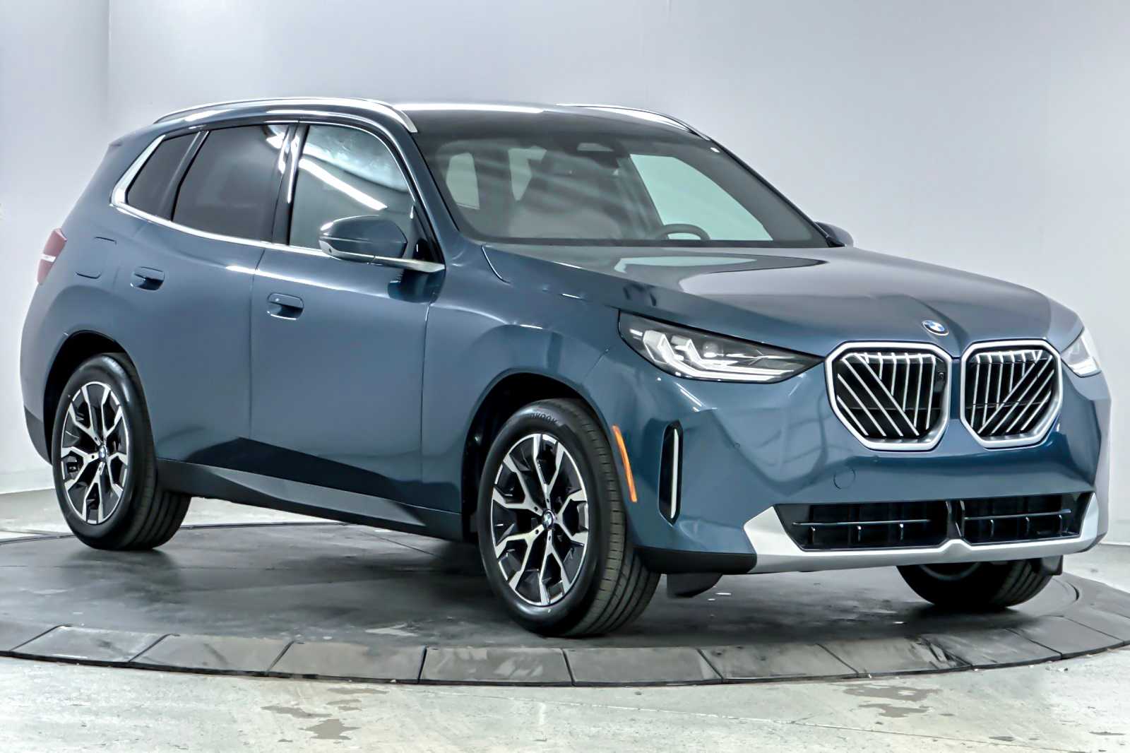 Thumbnail: 2026 BMW X3 - 9