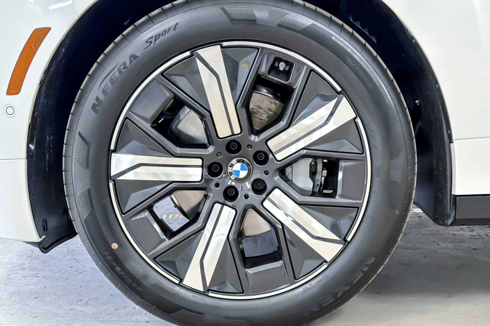 Thumbnail: 2026 BMW iX - 25