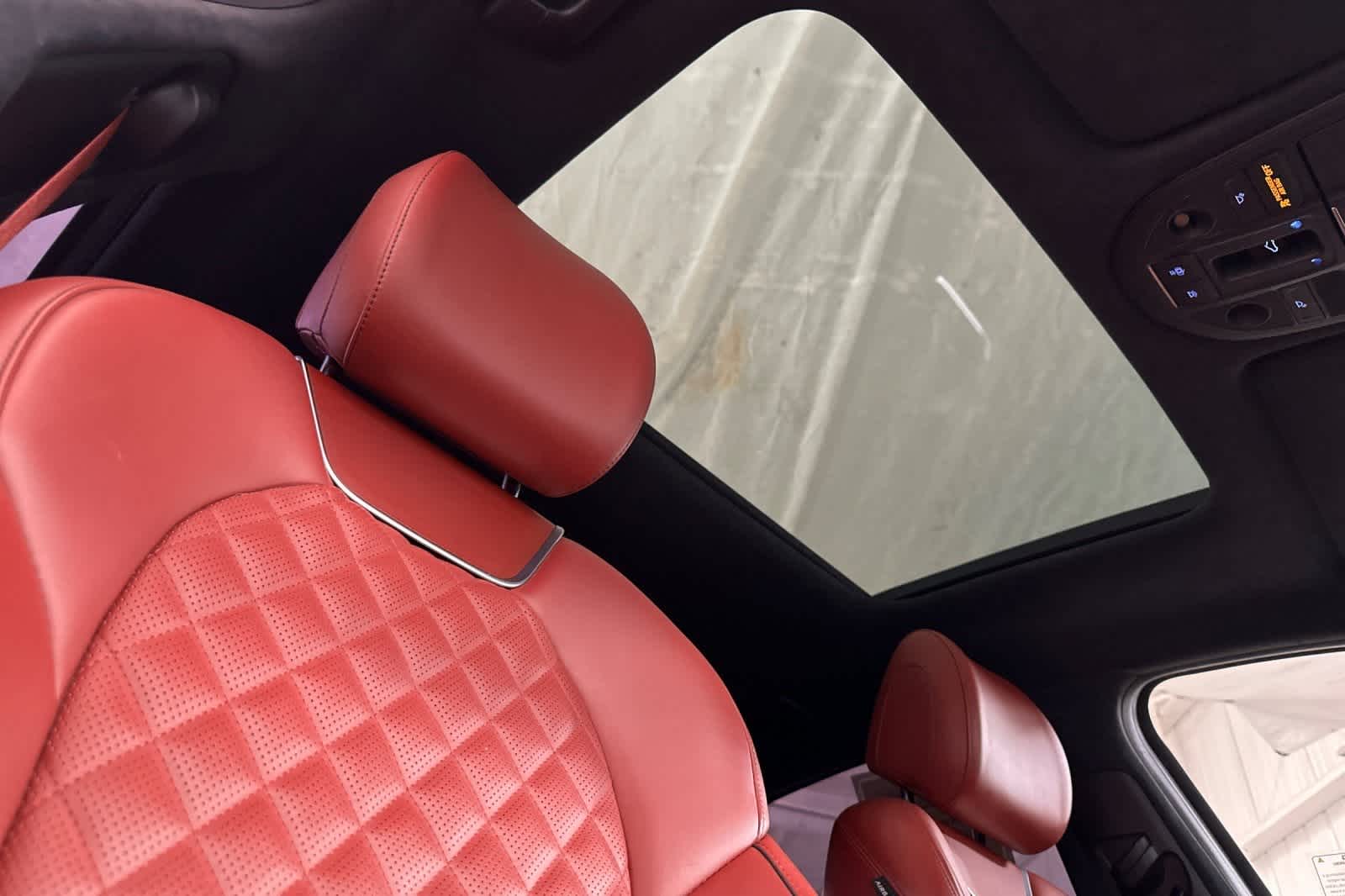 Thumbnail: 2023 Genesis G70 - 16