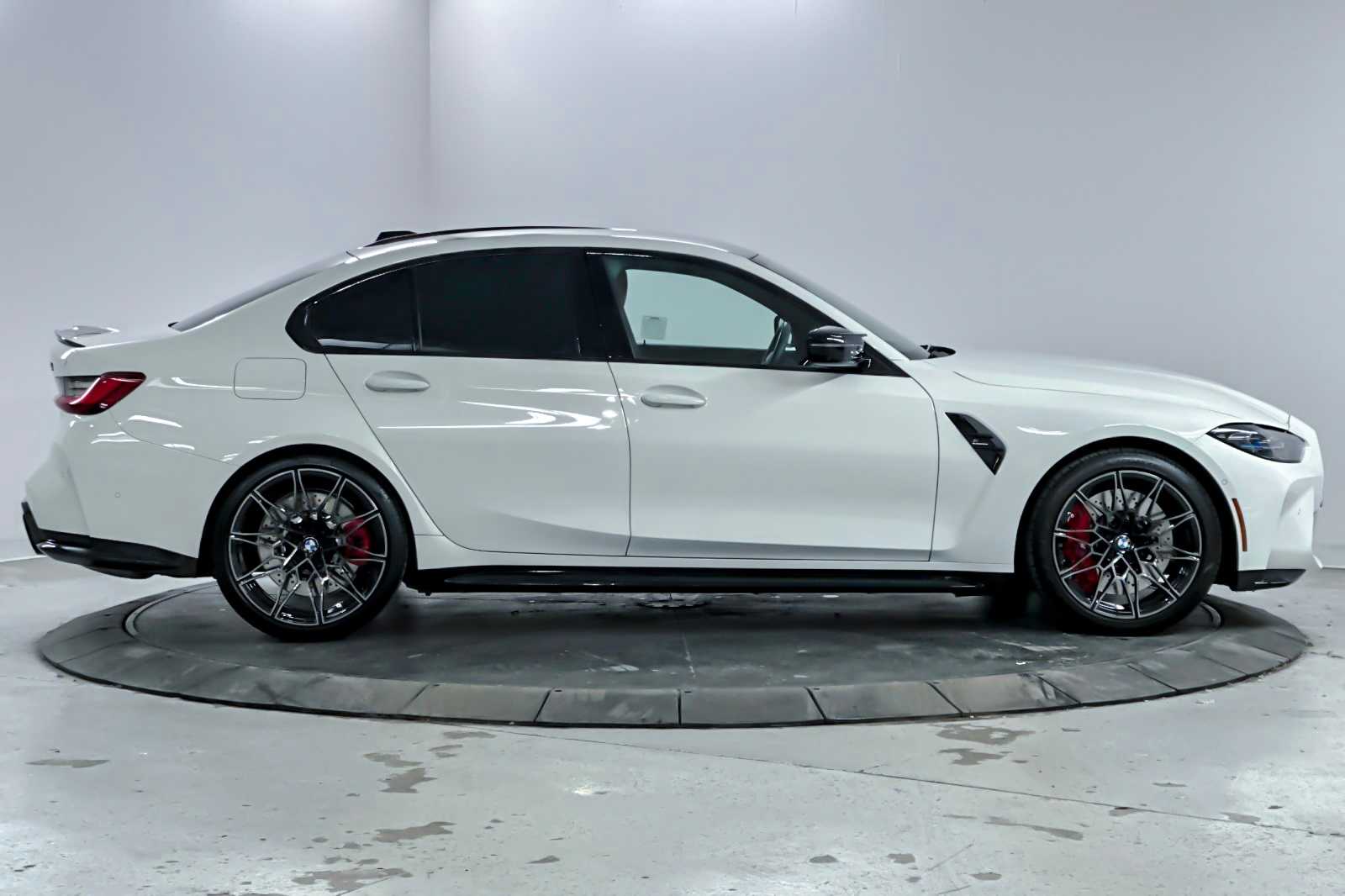 Thumbnail: 2024 BMW M3 - 8