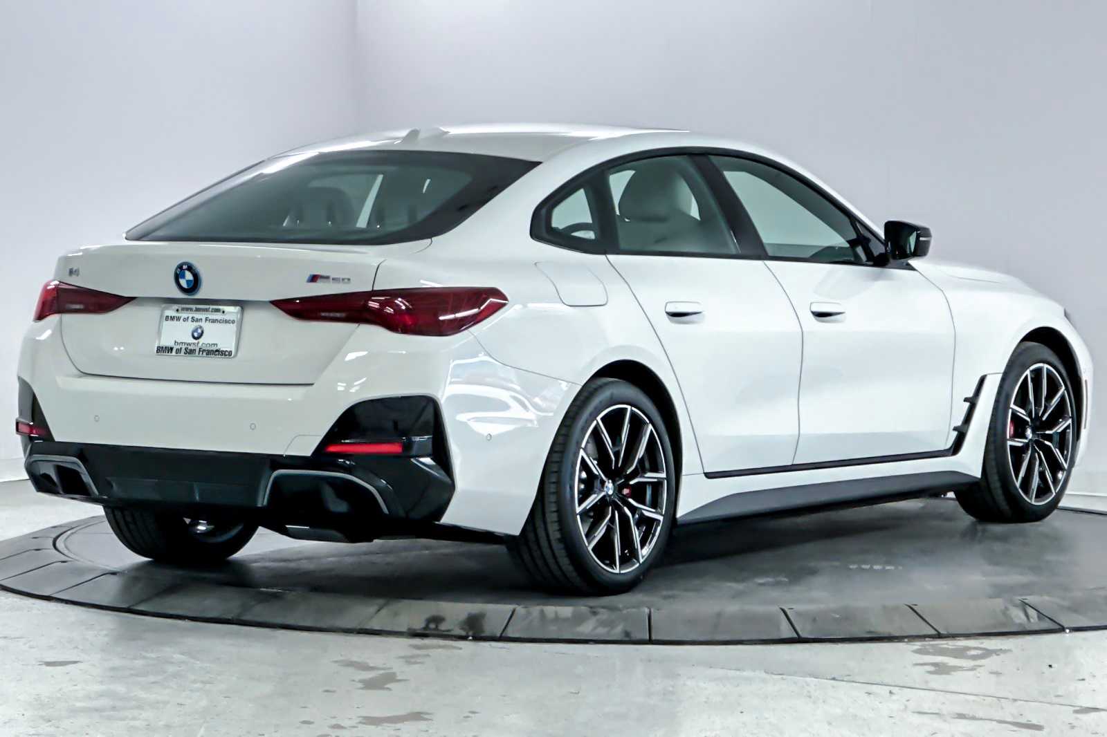 Thumbnail: 2025 BMW i4 - 2