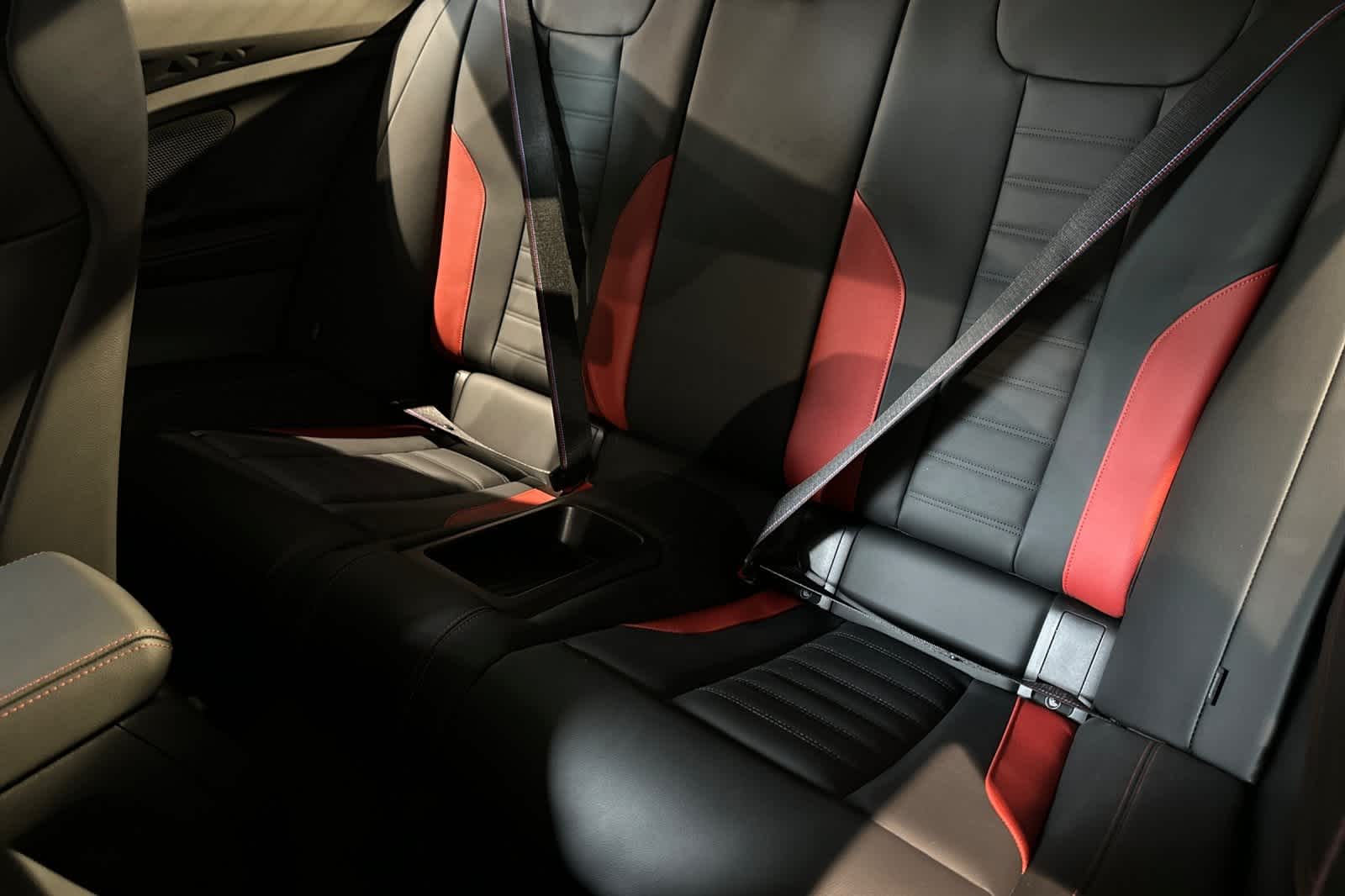 2025 BMW M2  4