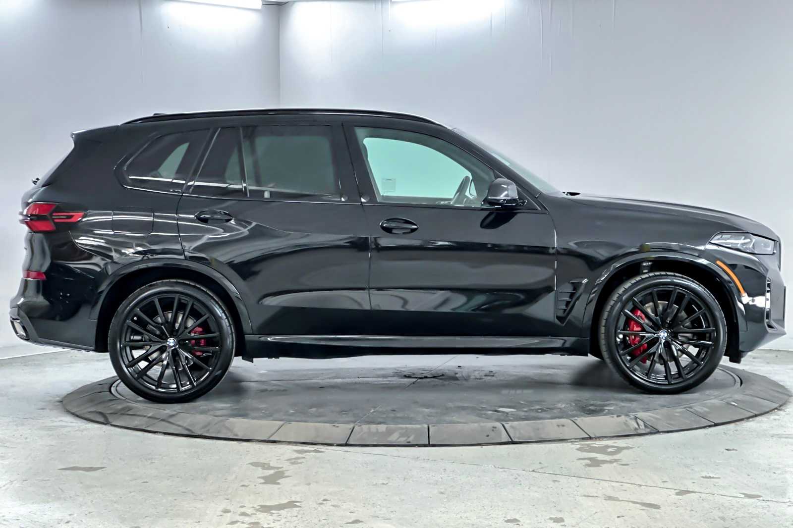 Thumbnail: 2026 BMW X5 - 8