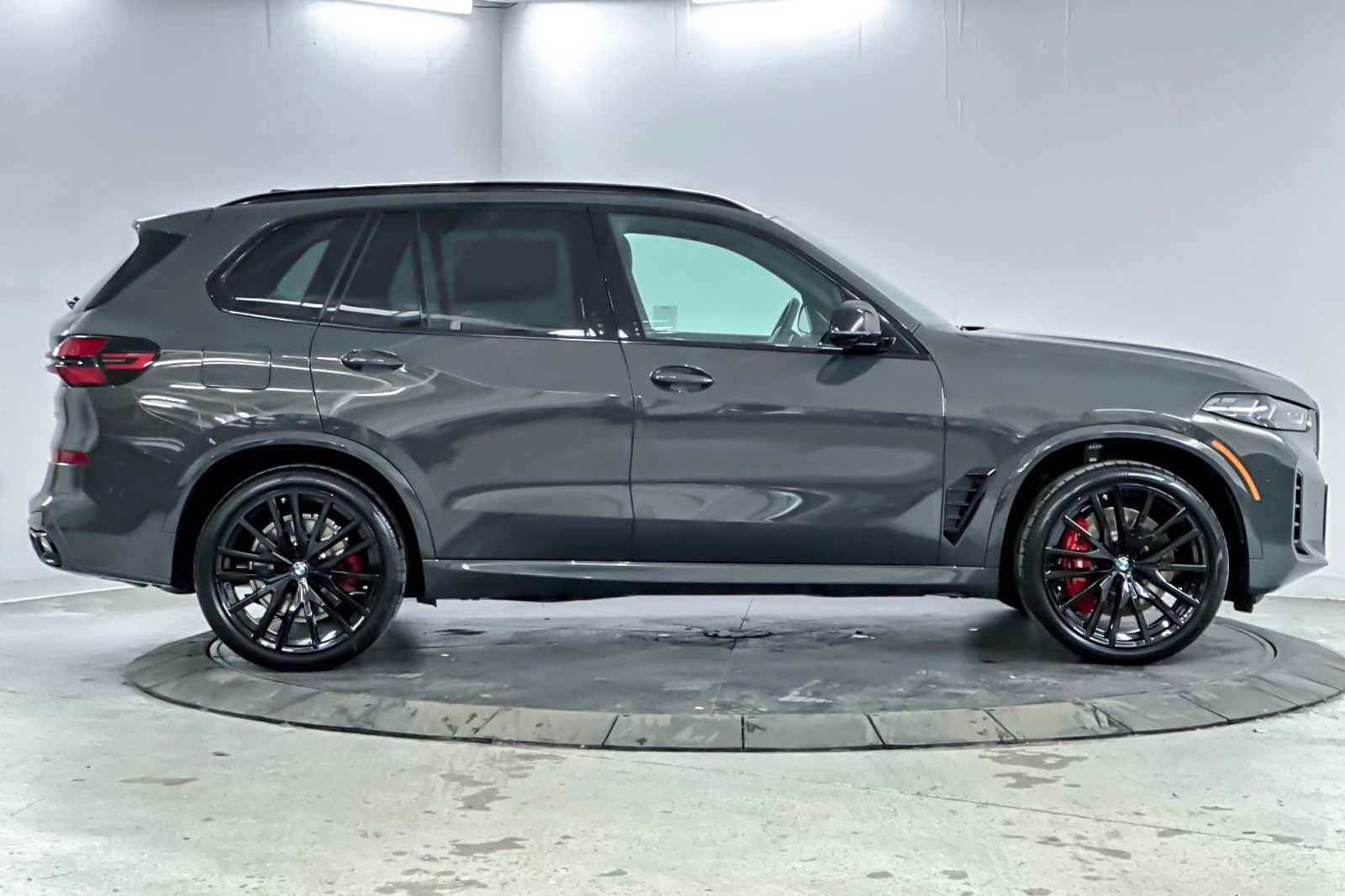 Thumbnail: 2026 BMW X5 - 8