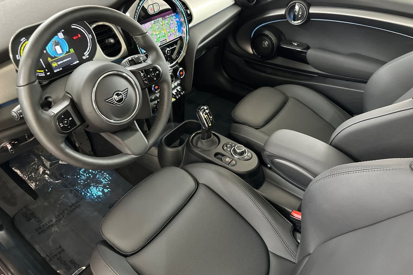 Thumbnail: 2024 MINI Cooper Hardtop - 11