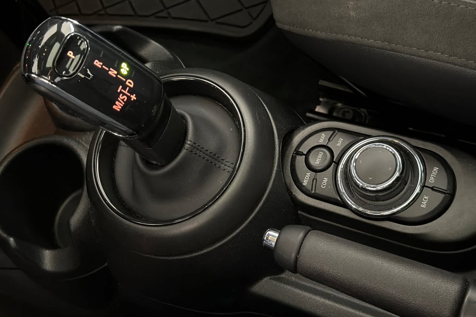 Thumbnail: 2024 MINI Cooper Hardtop - 22