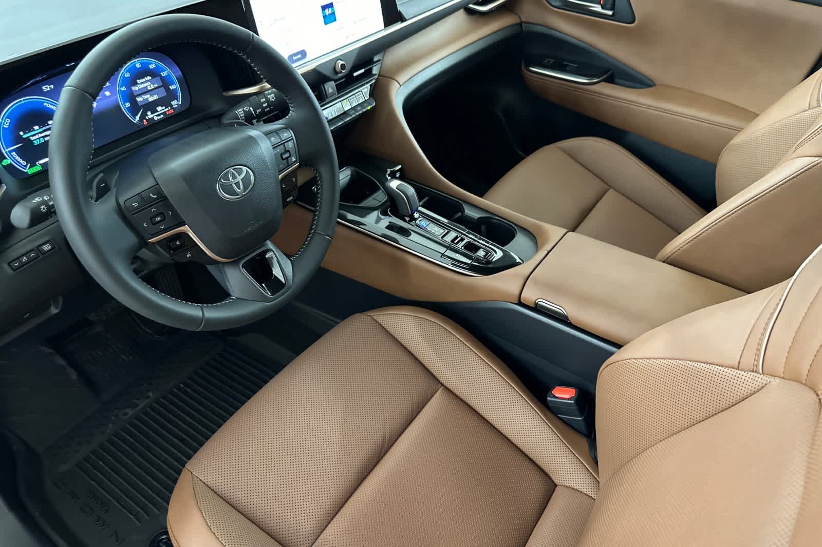 Thumbnail: 2025 Toyota Crown Signia - 11