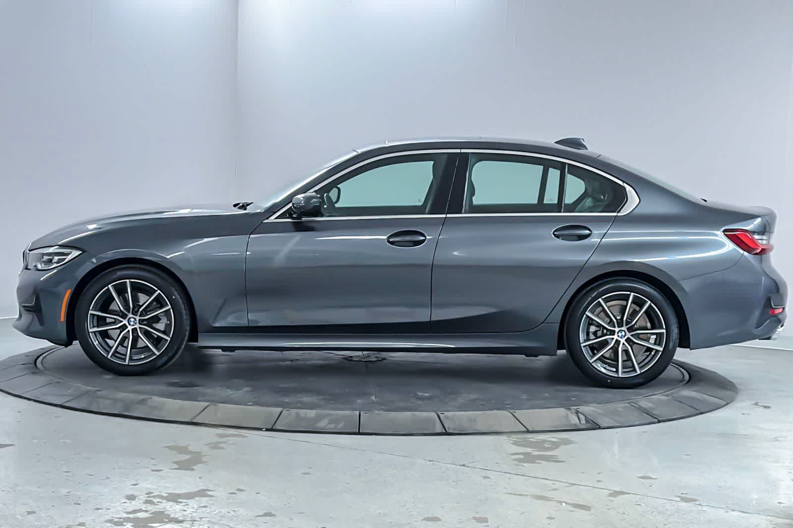 Thumbnail: 2022 BMW 3 Series - 5