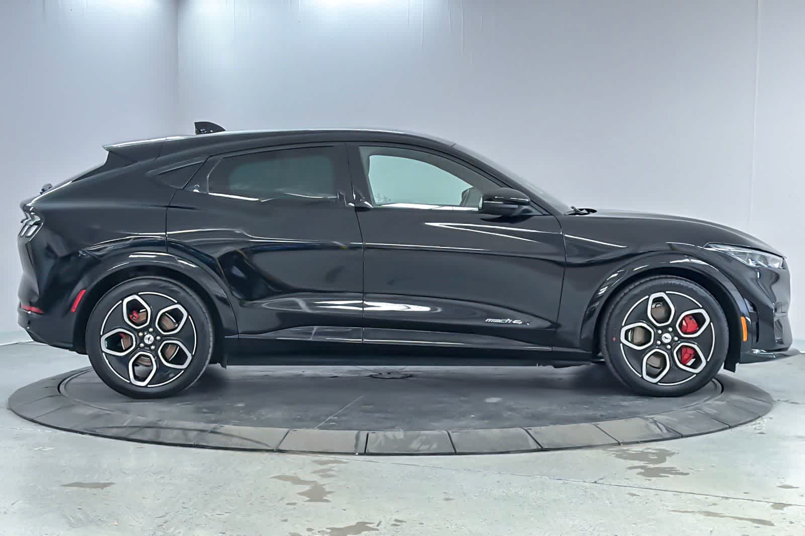 Thumbnail: 2021 Ford Mustang Mach-E - 8