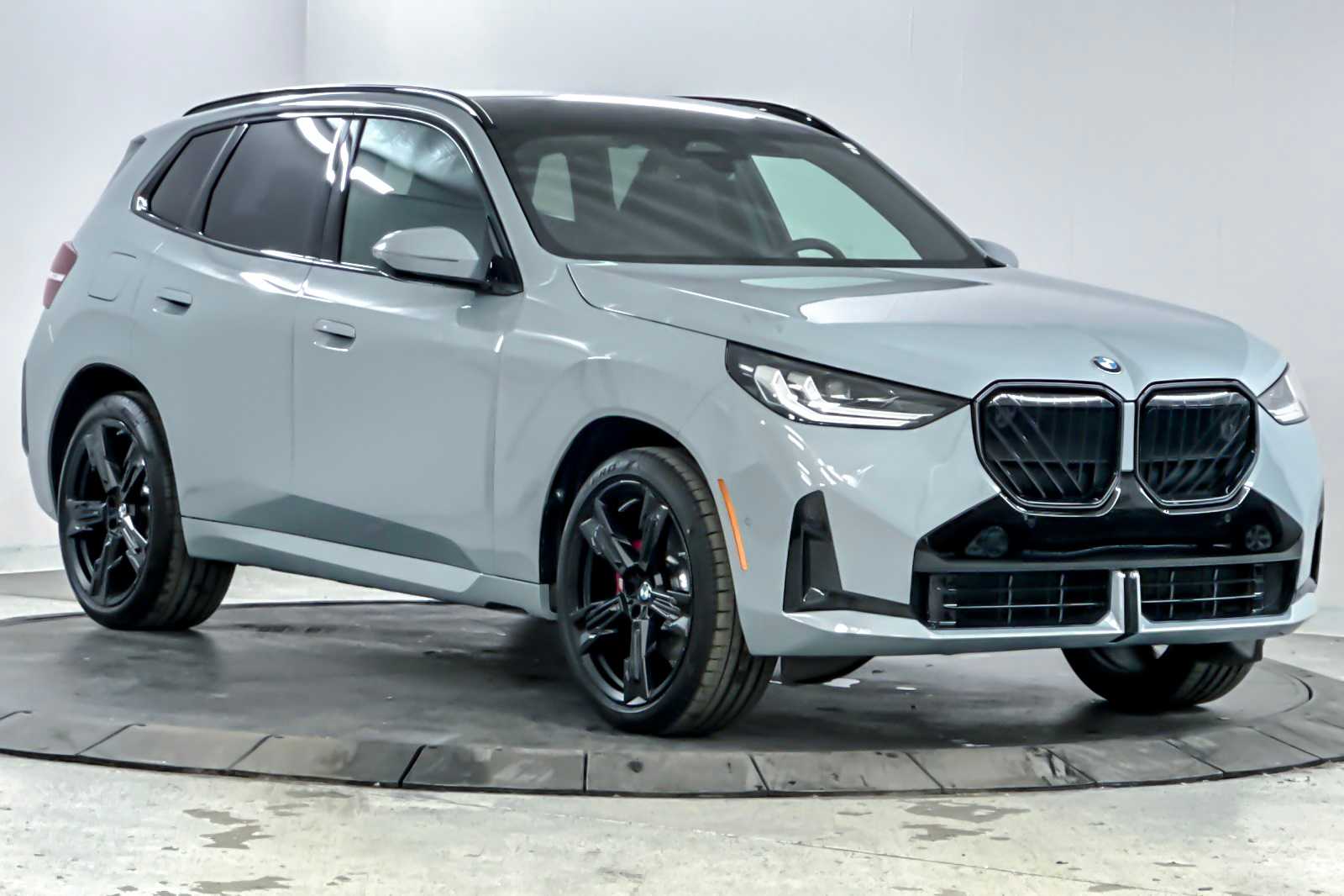 Thumbnail: 2026 BMW X3 - 9