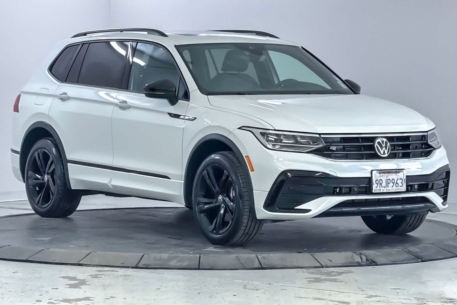 Thumbnail: 2024 Volkswagen Tiguan - 9